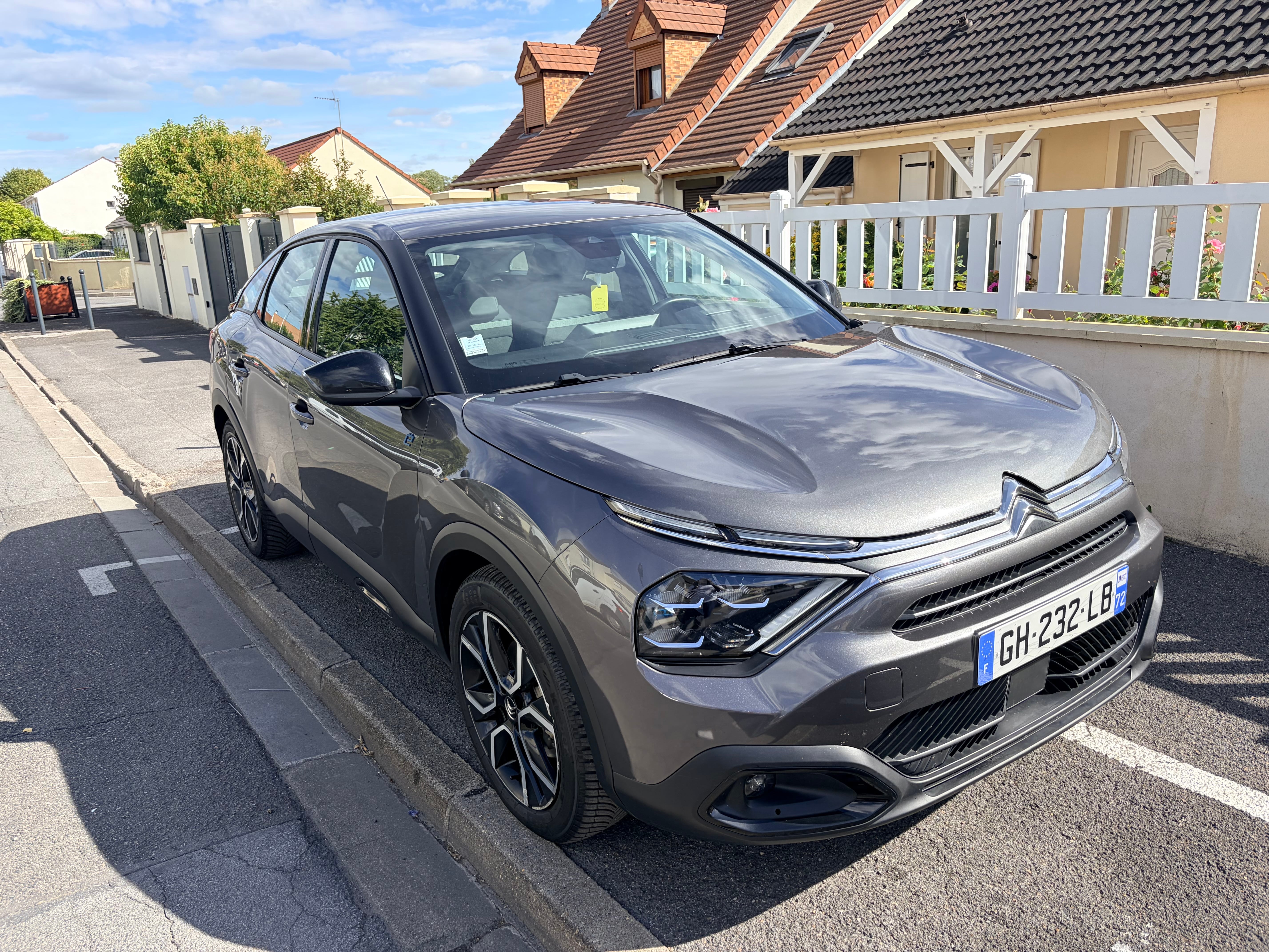 Citroen ë-C4 avec GPS