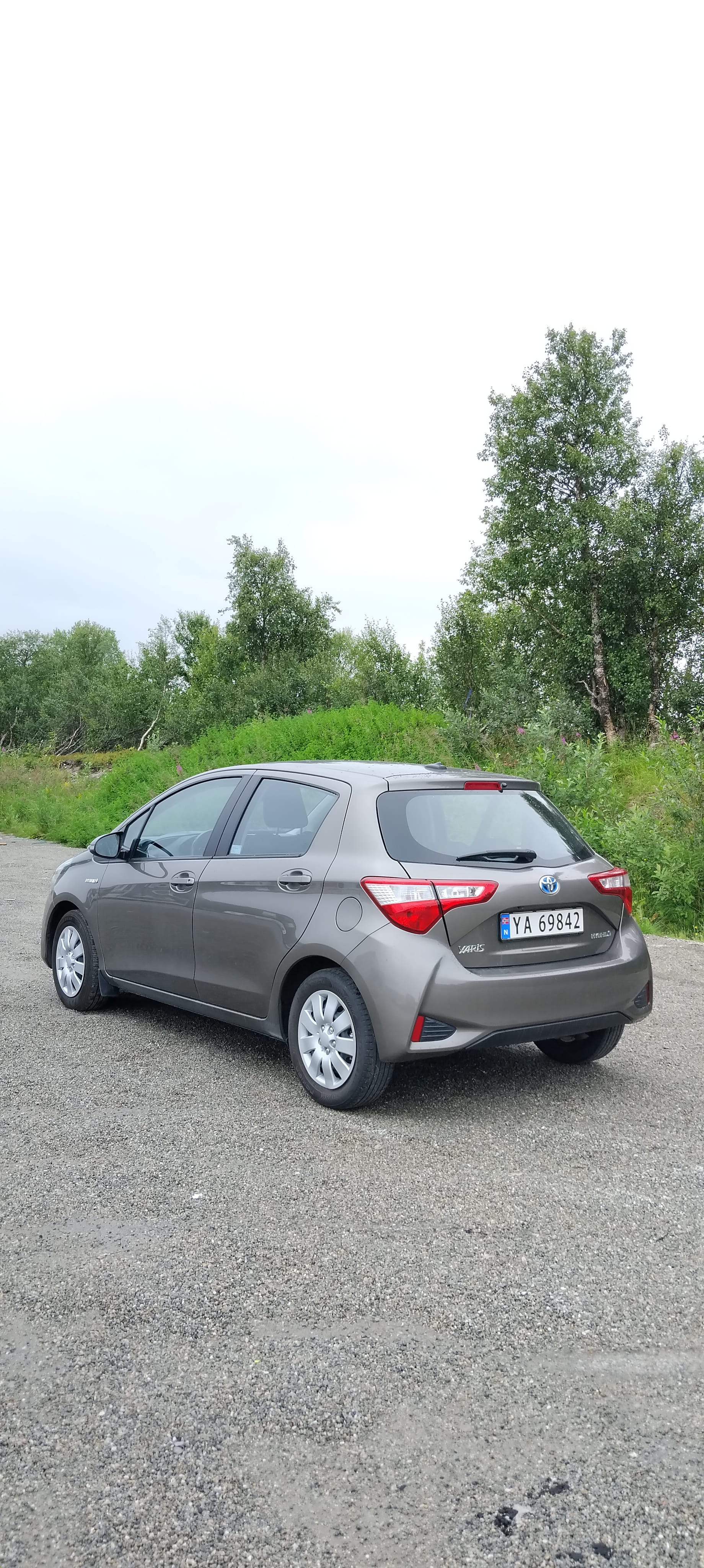Toyota Yaris Hybrid with Bluetooth audio
