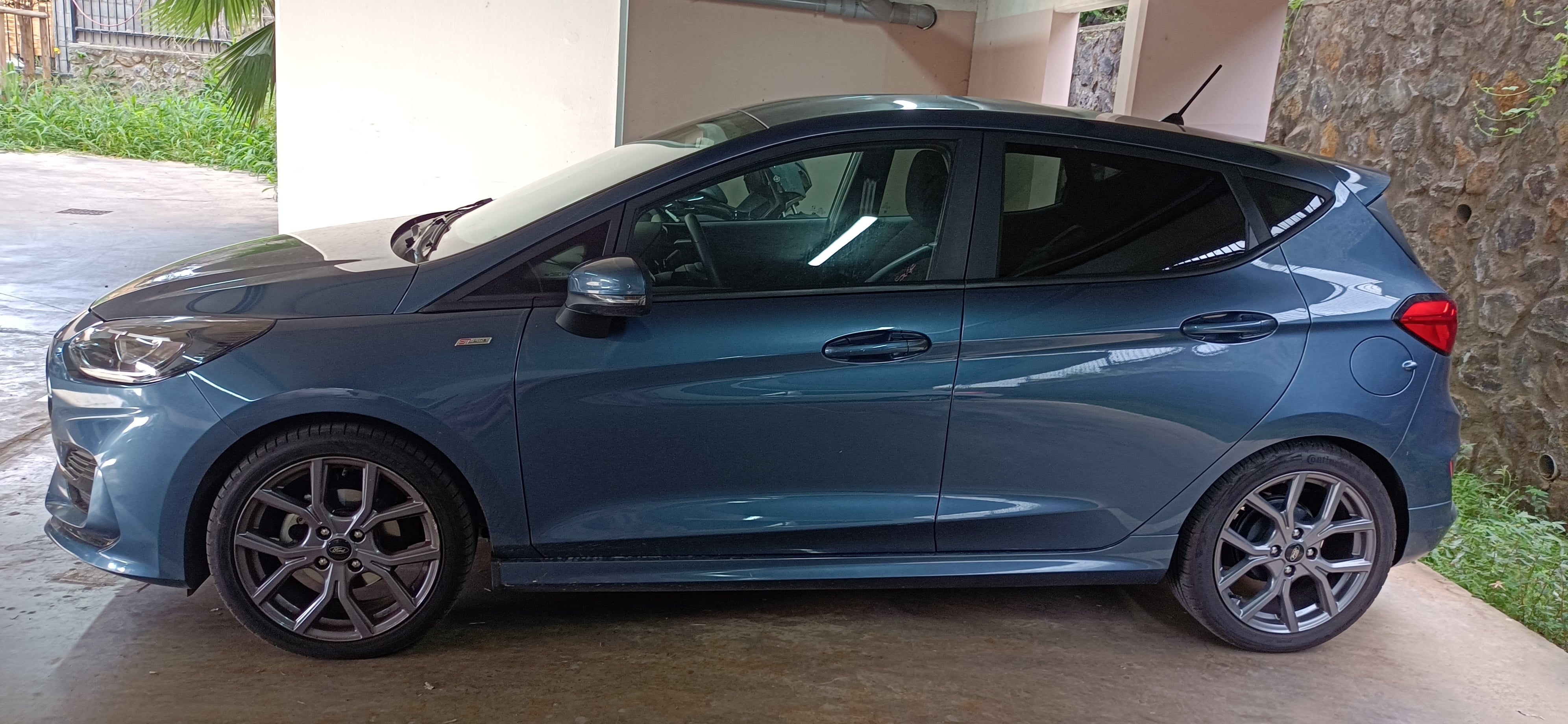 Ford Fiesta avec Climatisation