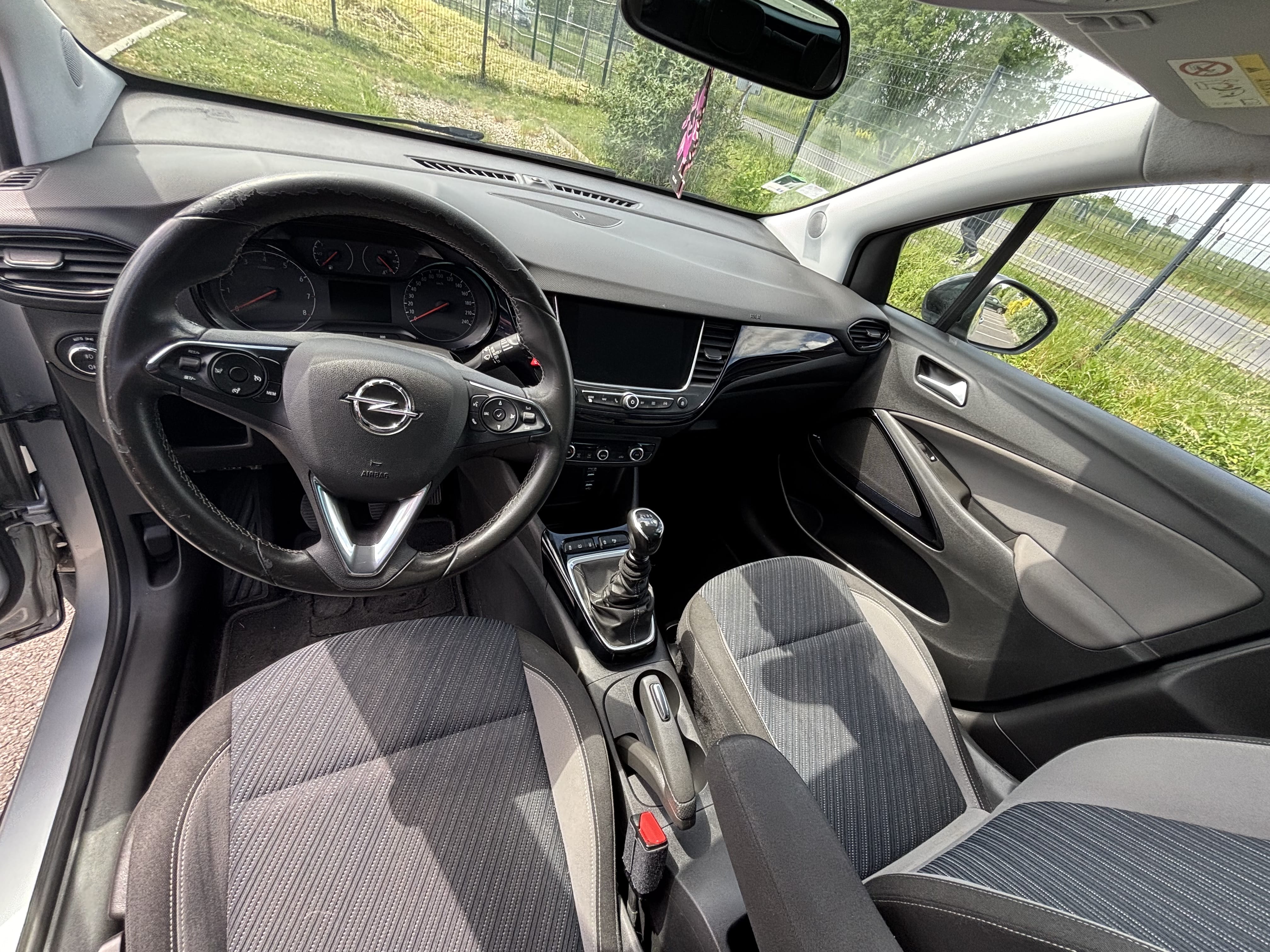 Opel Crossland avec GPS