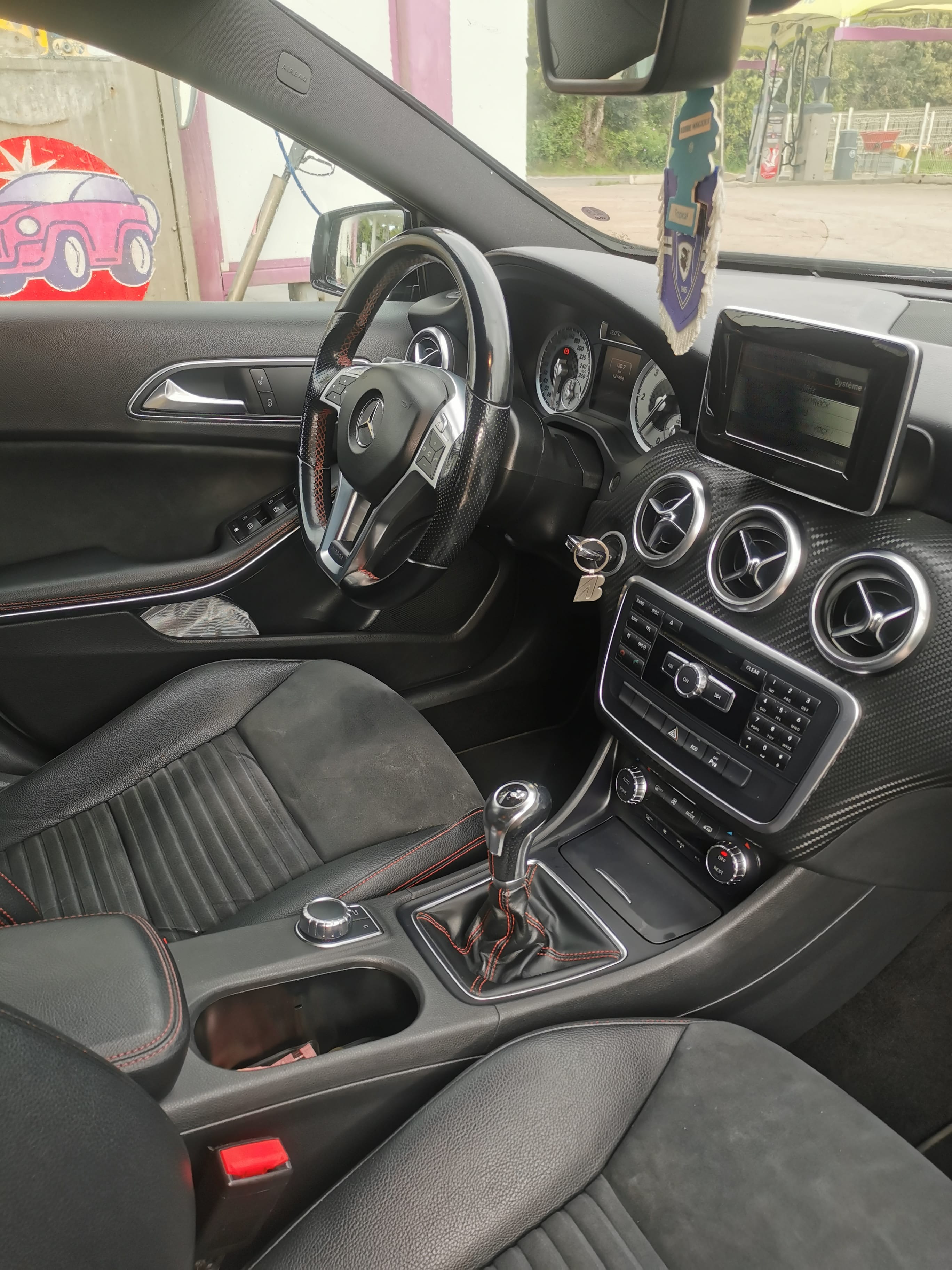 Mercedes-Benz Classe A A200 avec GPS