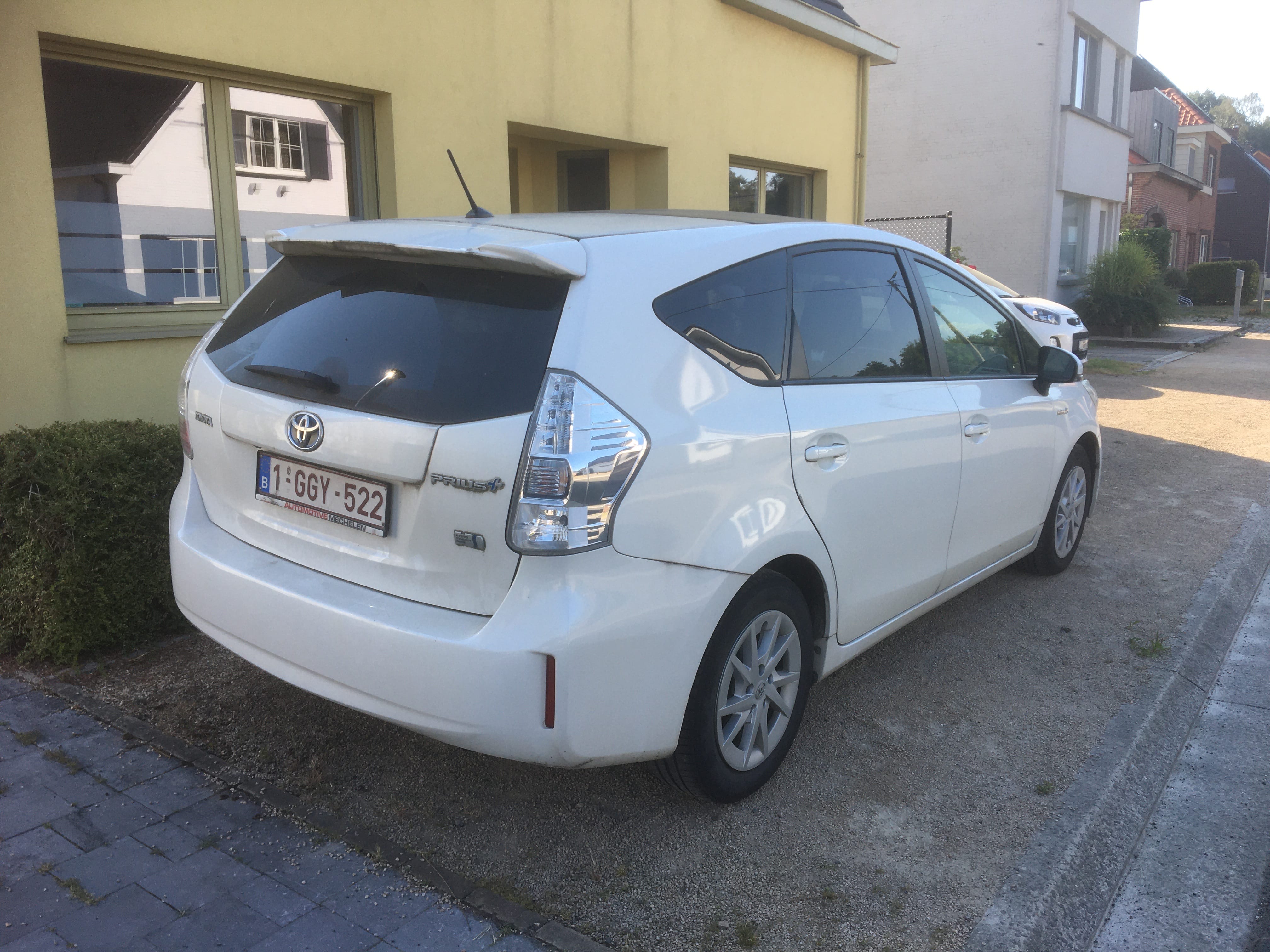 Toyota Prius + met GPS