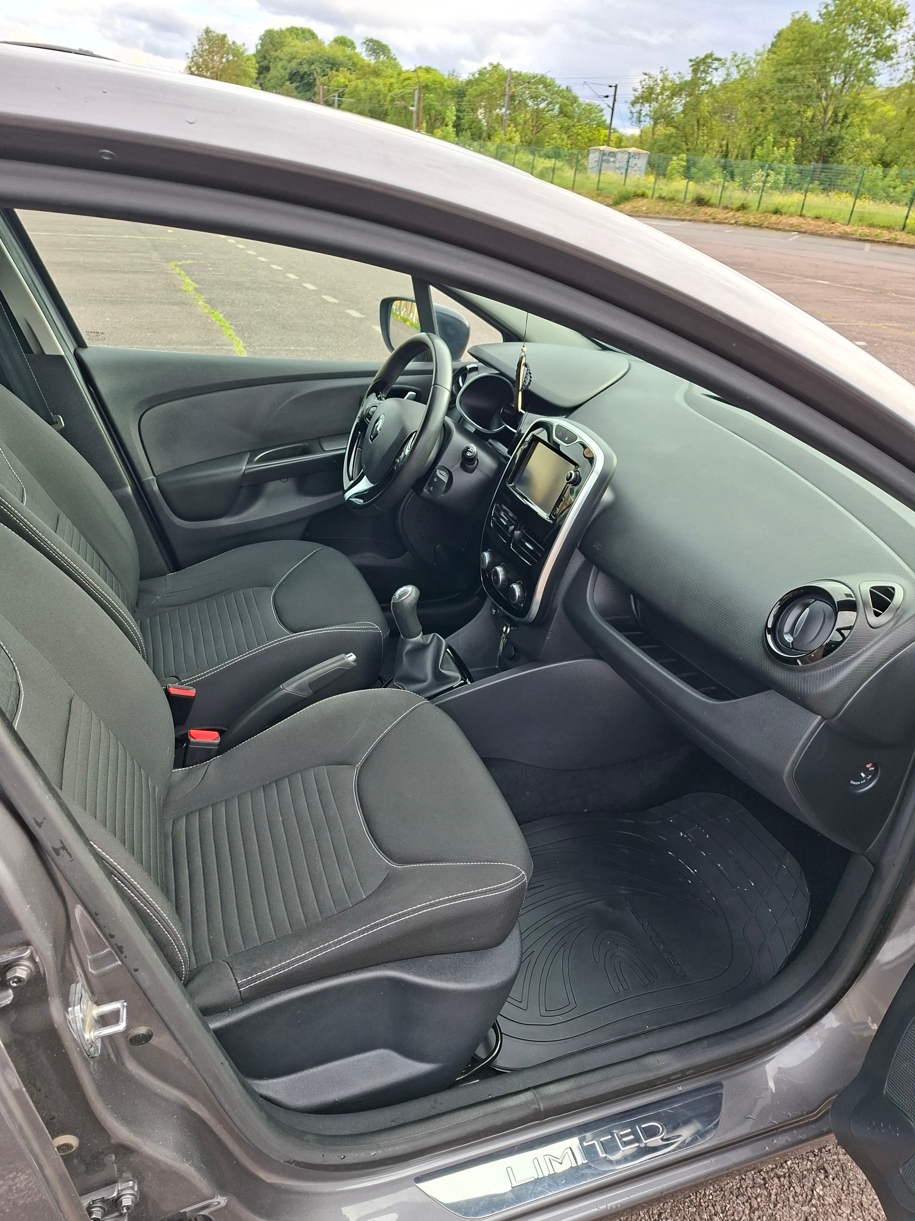 Renault Clio avec Audio Bluetooth