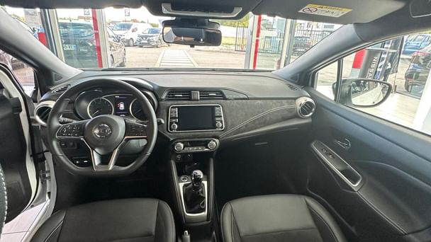 Nissan Micra avec Entrée audio / iPod