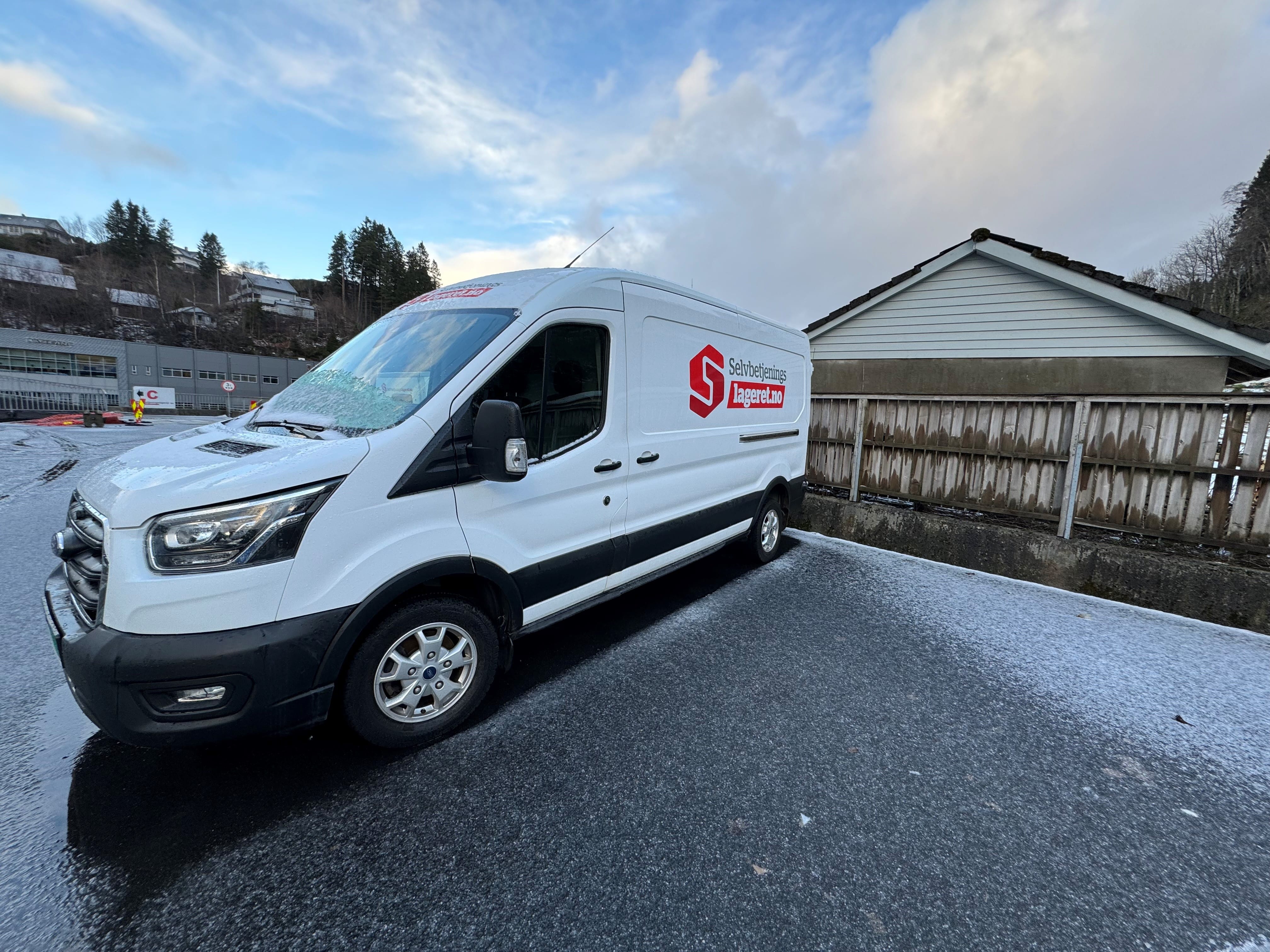 Ford Transit 350 med Aircondition