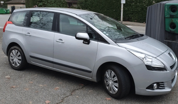 Peugeot 5008 avec Climatisation