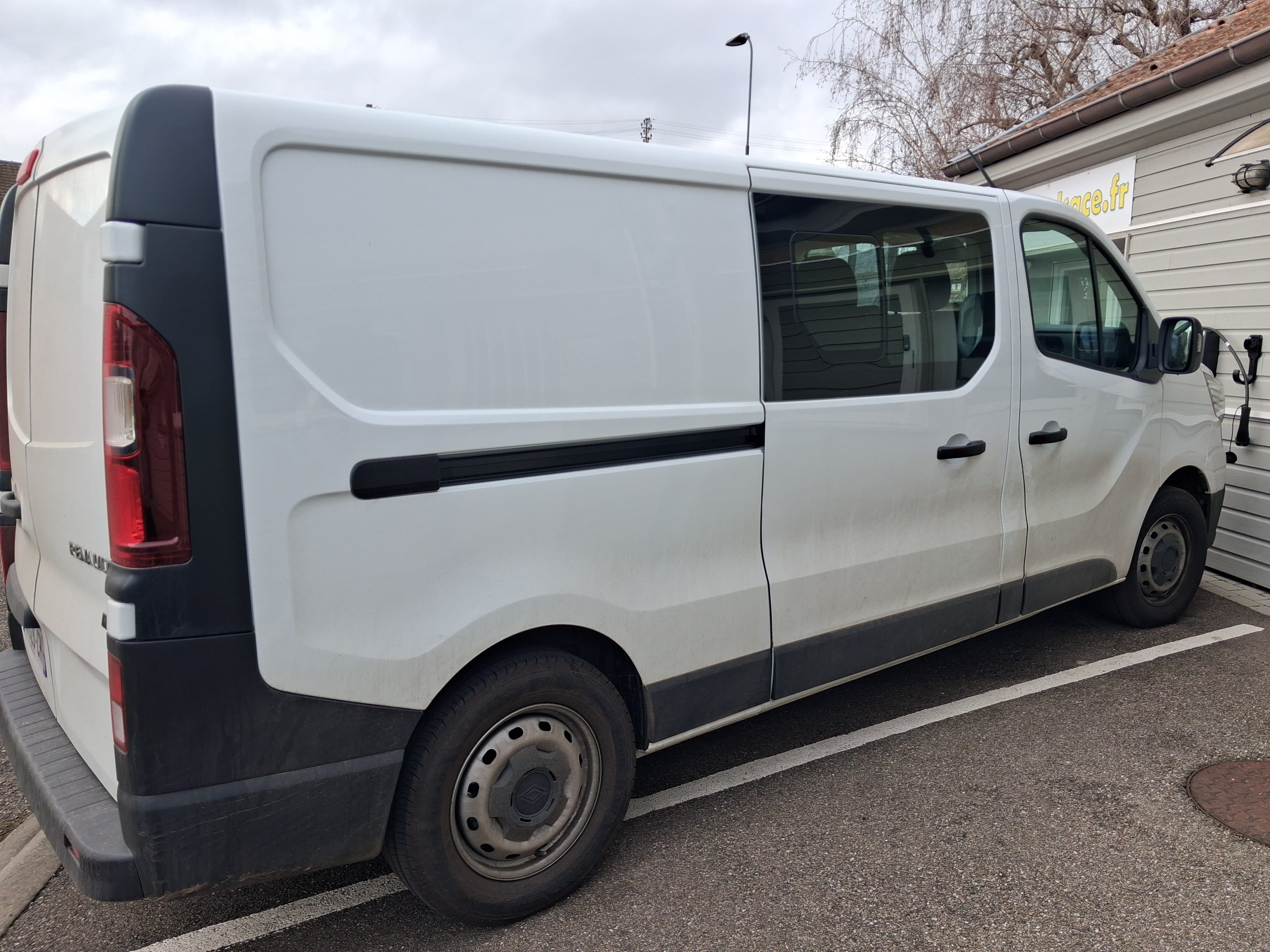 Renault Trafic Double Cabine, 2025, Électrique, automatique, 6 places