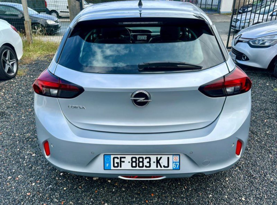 Opel Corsa avec GPS