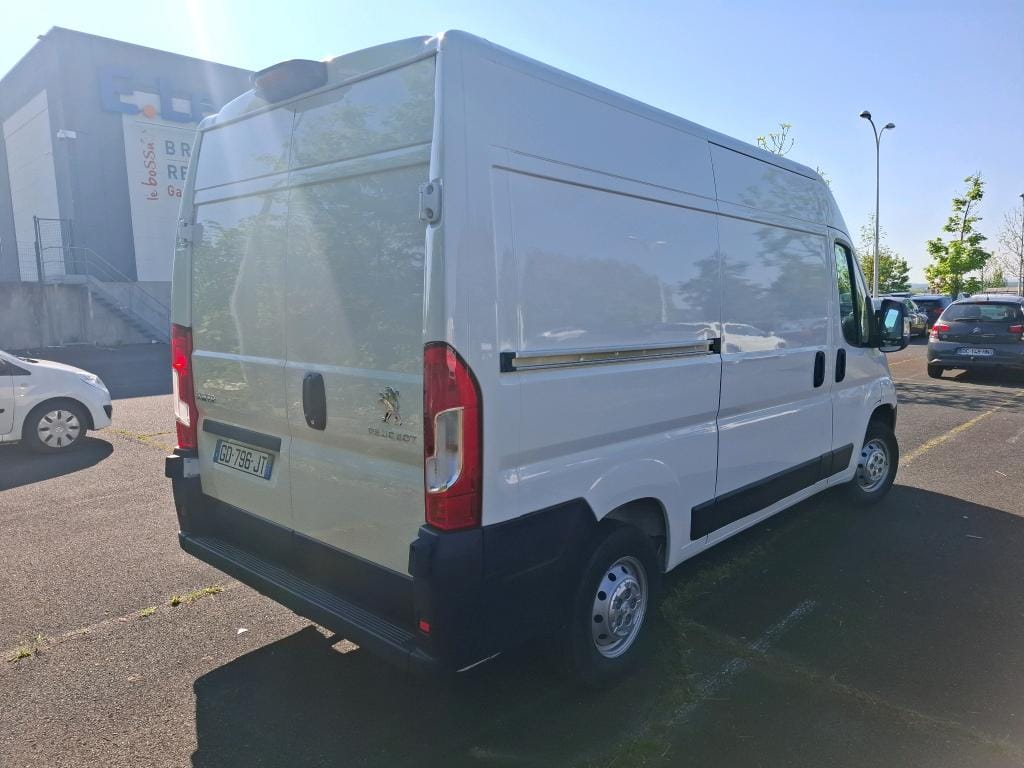 Peugeot Boxer 2.3 BLUEHDI 140 avec Régulateur de vitesse