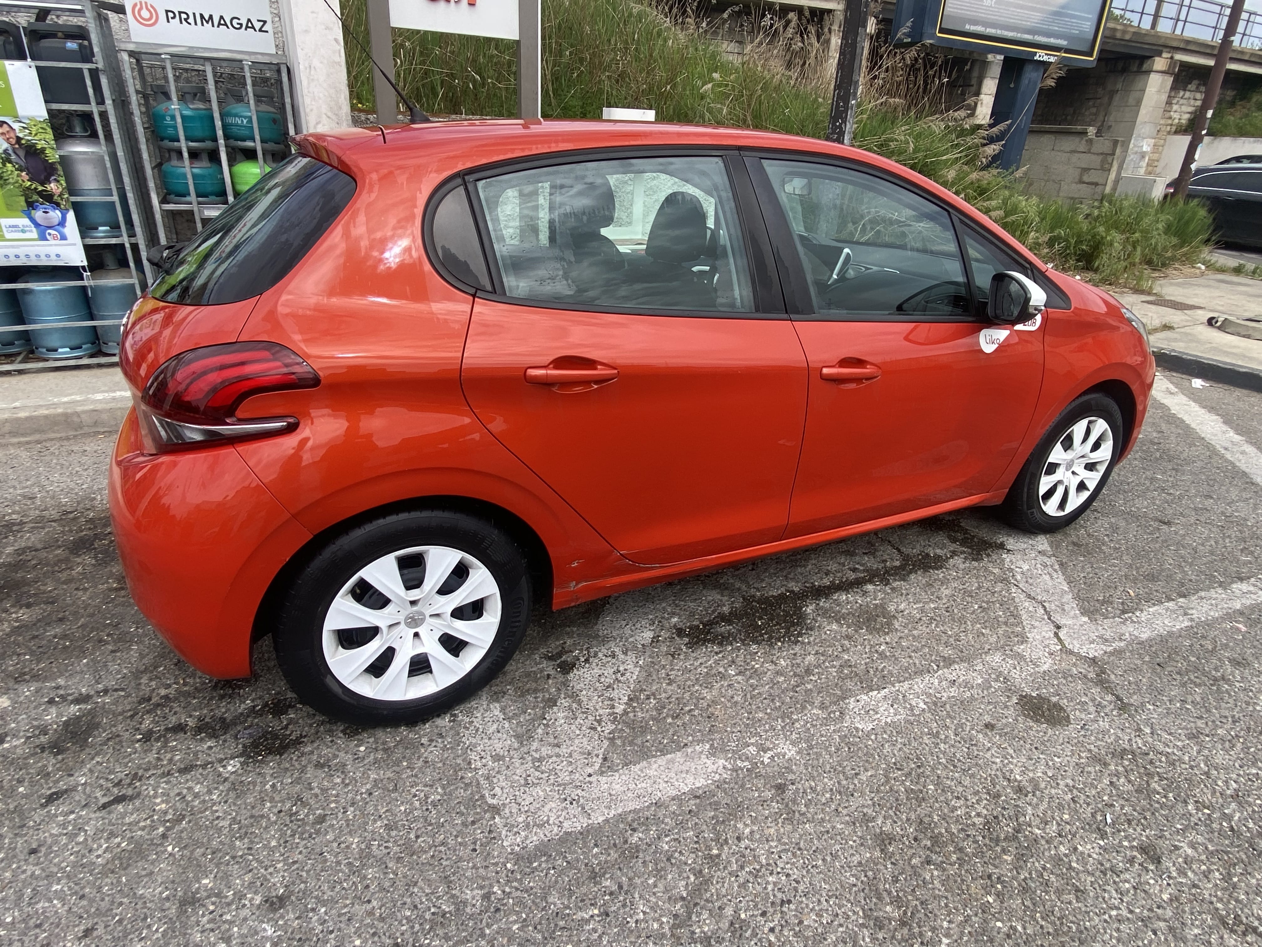 Peugeot 208, 2016, Essence 95