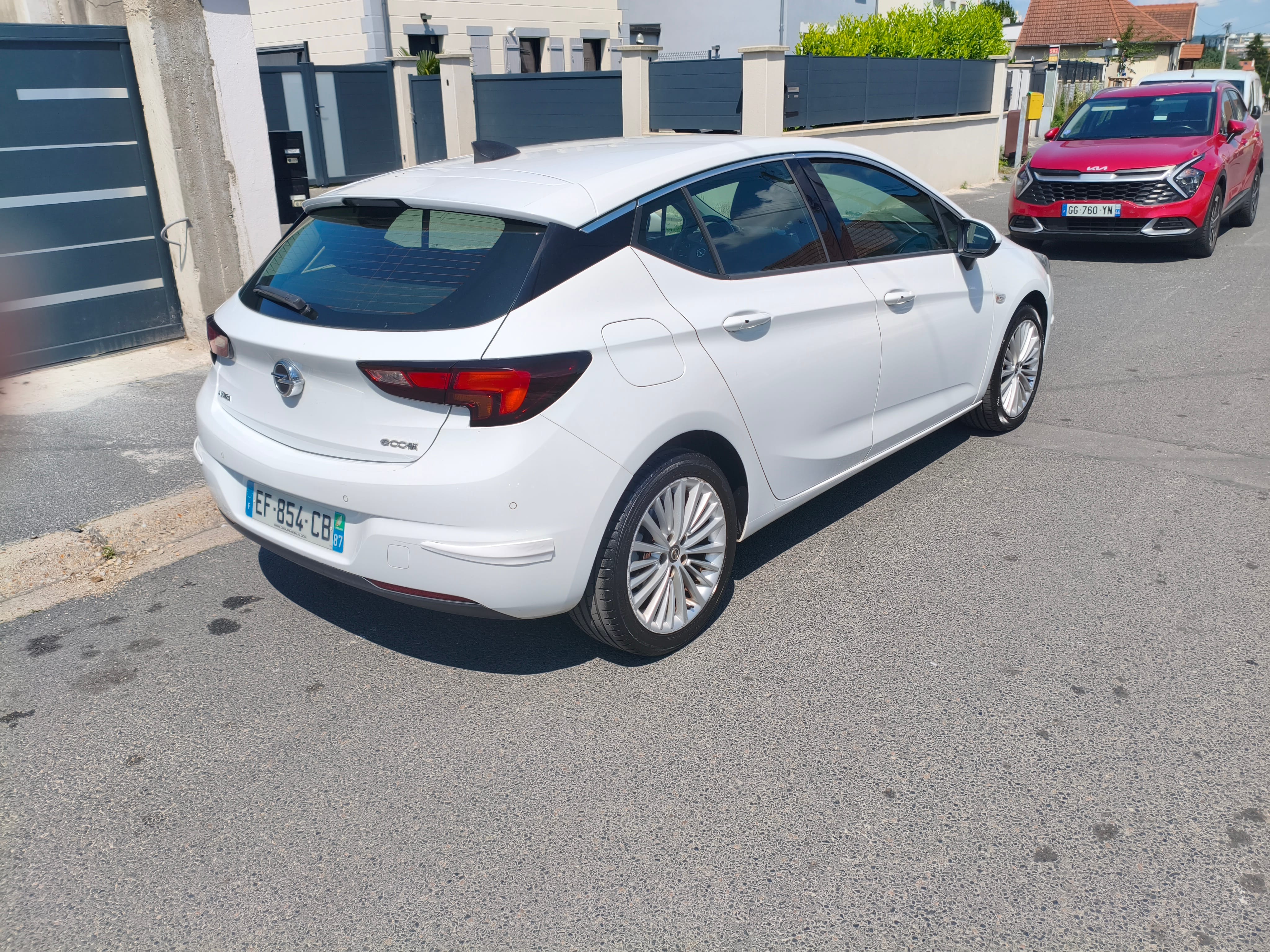 Opel Astra avec Audio Bluetooth