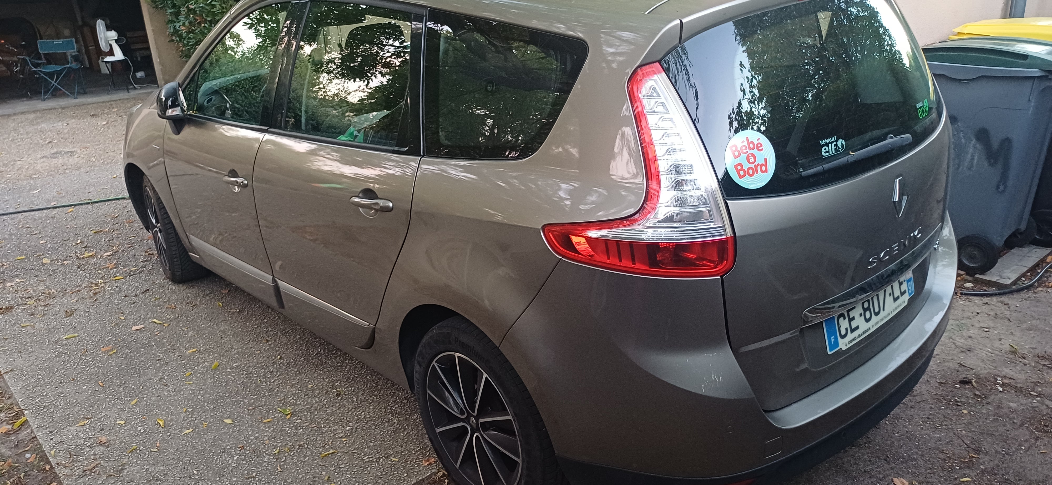 Renault Grand Scenic with Air conditioning