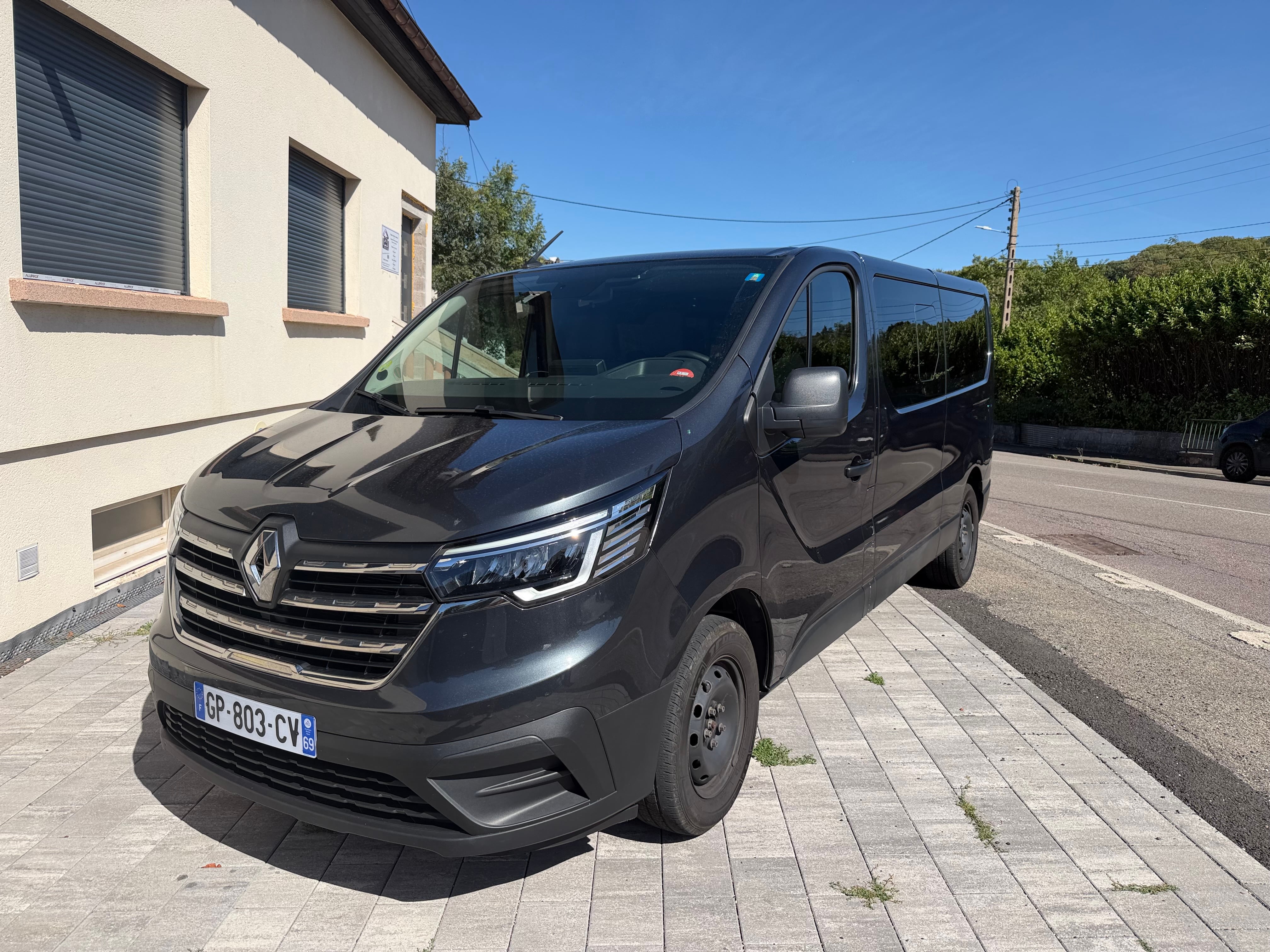 Renault Trafic Passenger 150cv, 2023, Diesel, 9 places et plus