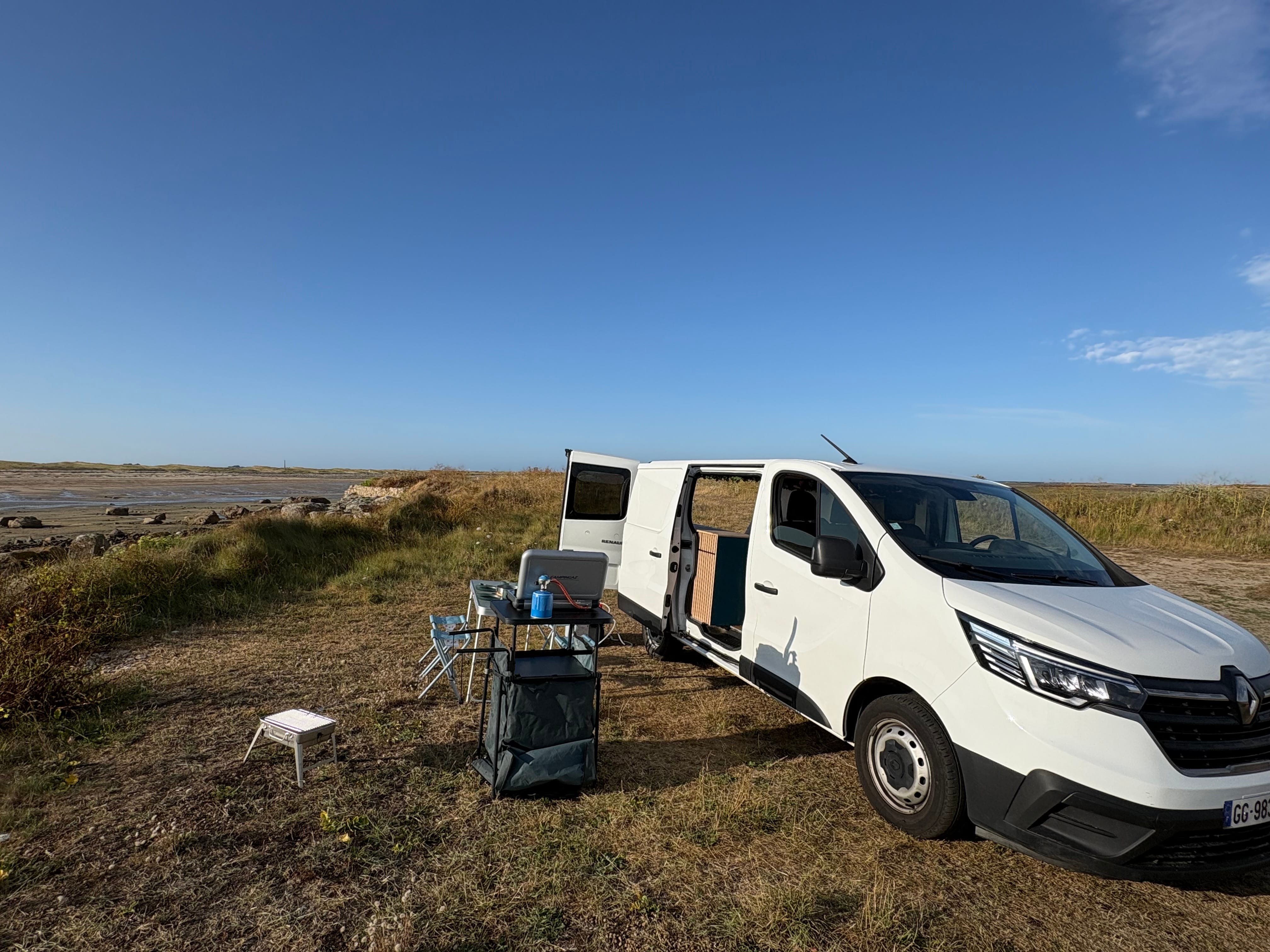 Renault Trafic Van aménagé avec Autoradio