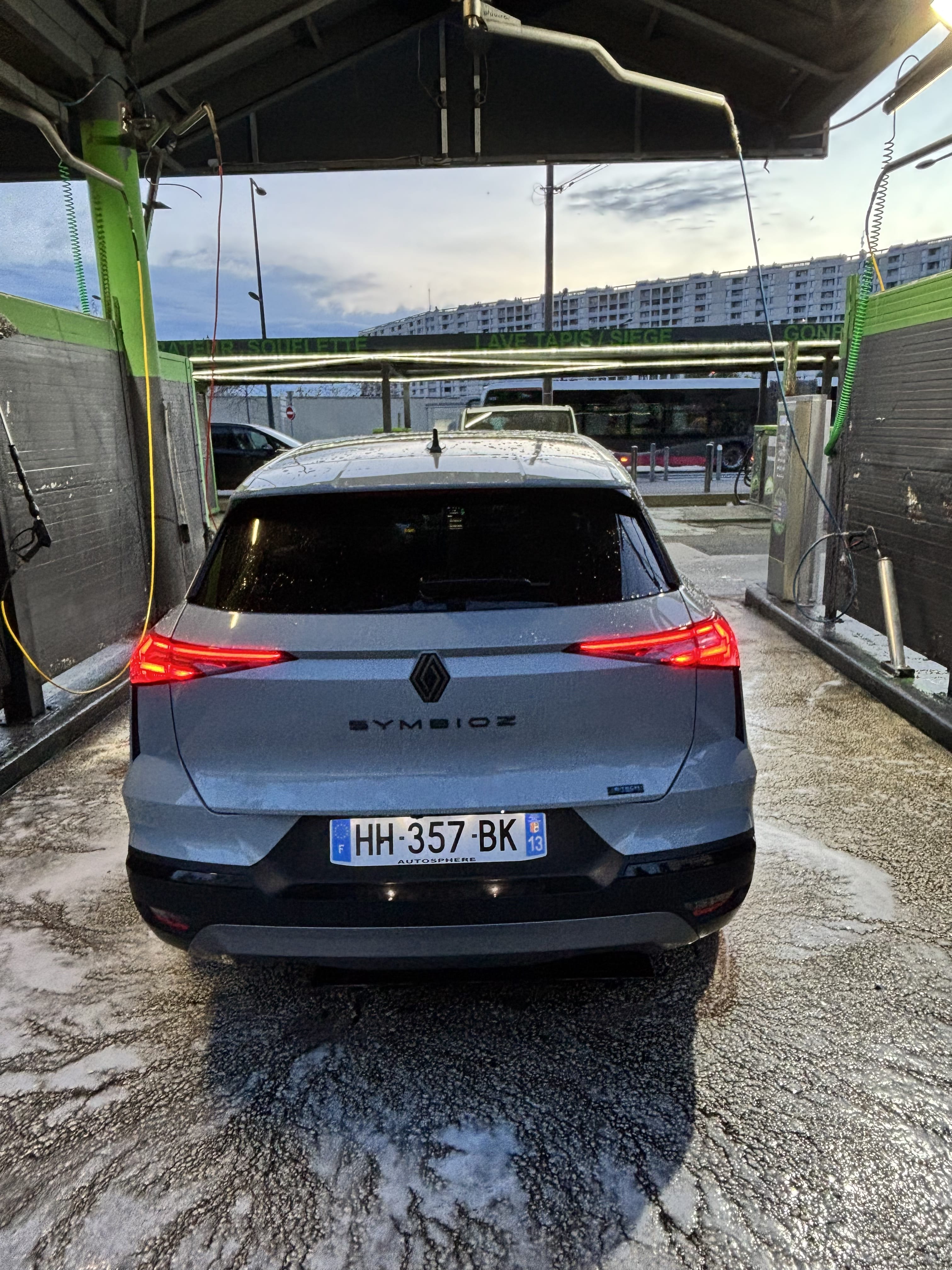 Renault Symbioz E-Tech full hybrid mit Navigationsgerät