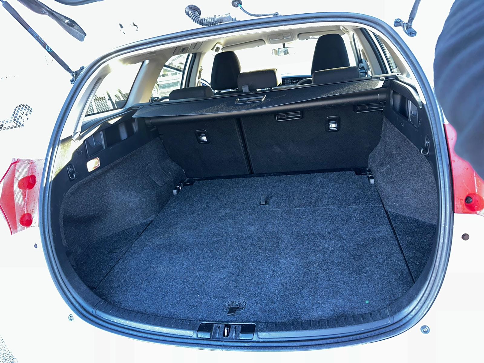 Toyota Auris Touring Sports 1,8 Hybrid, m/takboks, Automat med Bluetooth audio