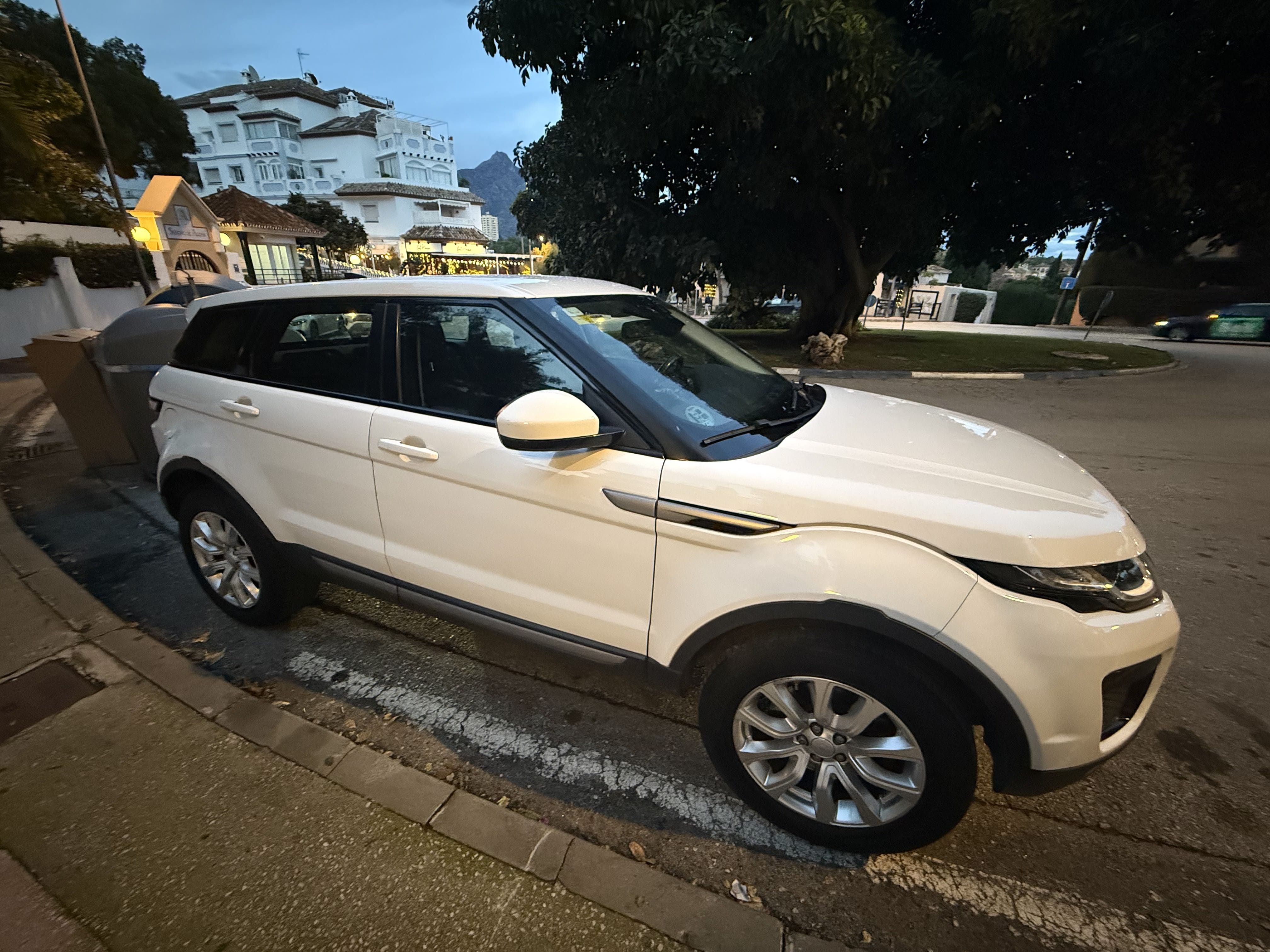 Land-Rover Range Rover Evoque med Aircondition