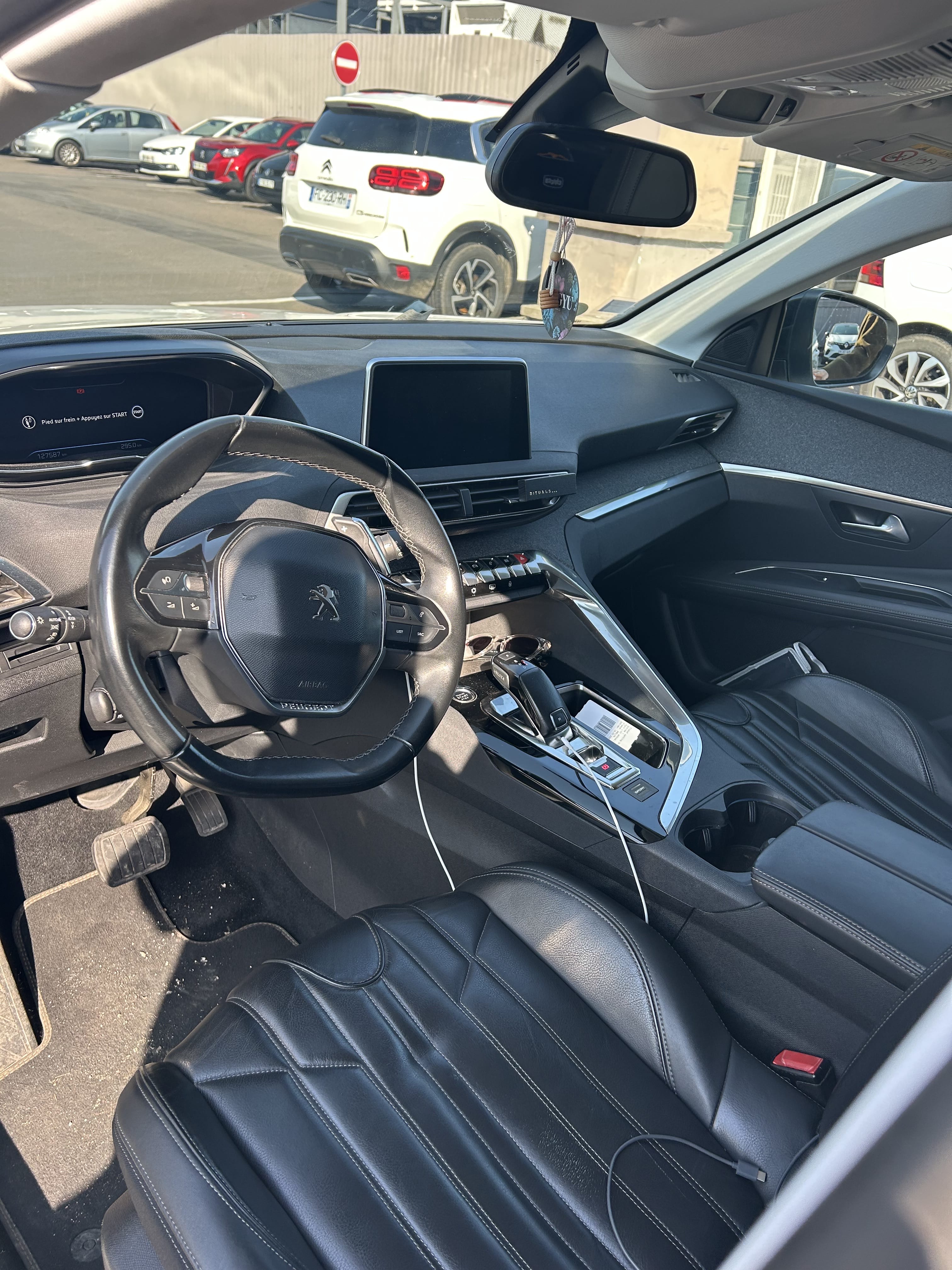 Peugeot 3008 avec GPS