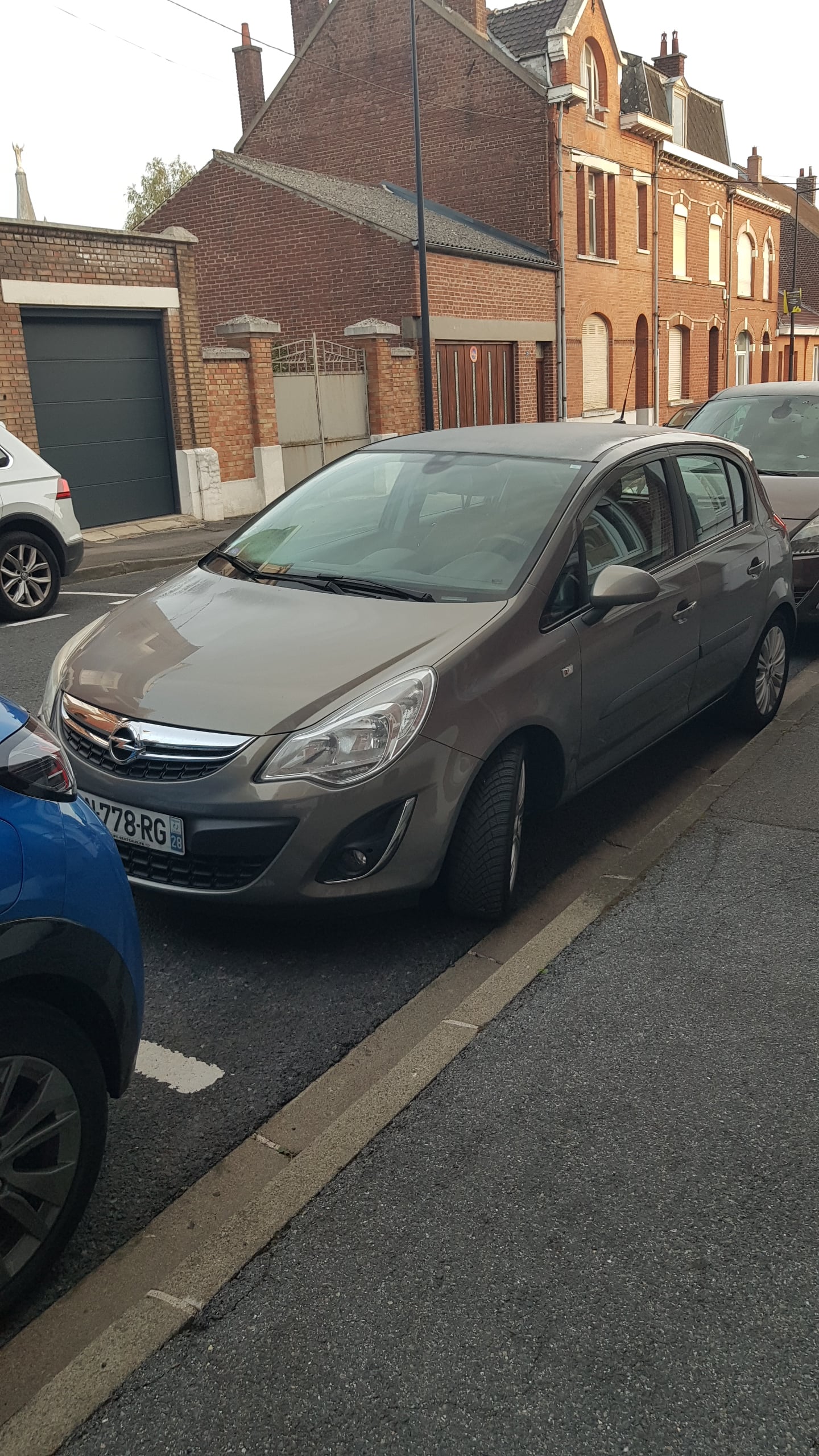 Opel Corsa avec Régulateur de vitesse