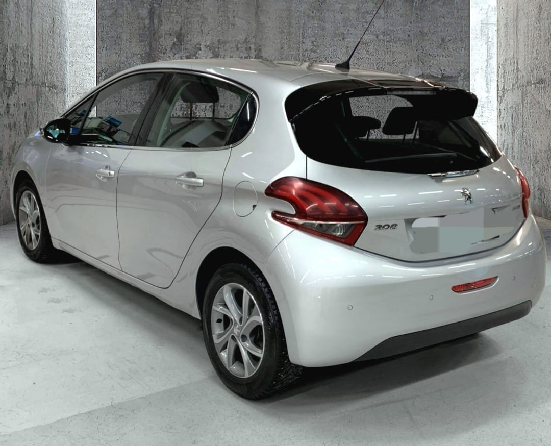 Peugeot 208 med GPS