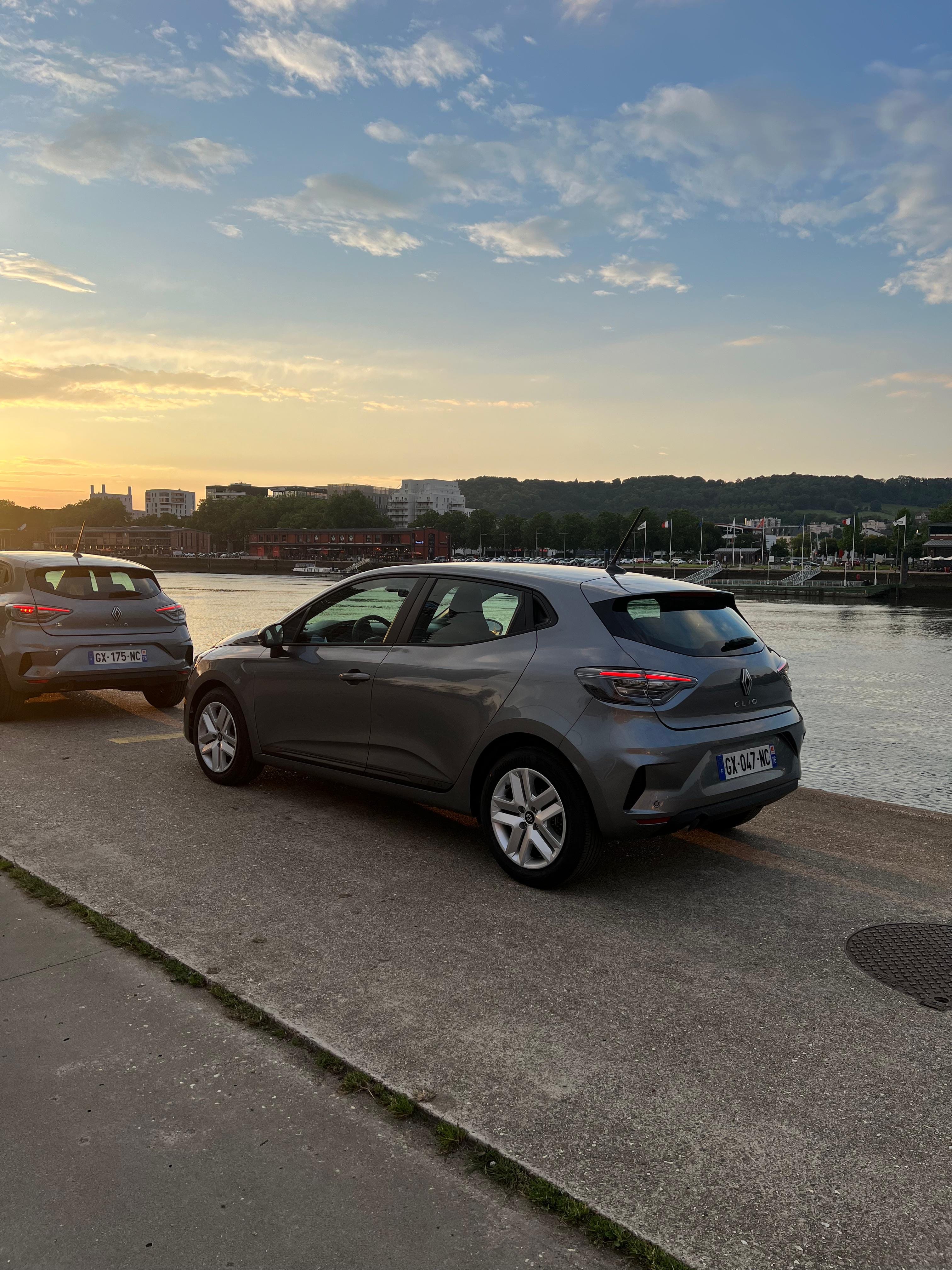 Renault Clio avec Climatisation