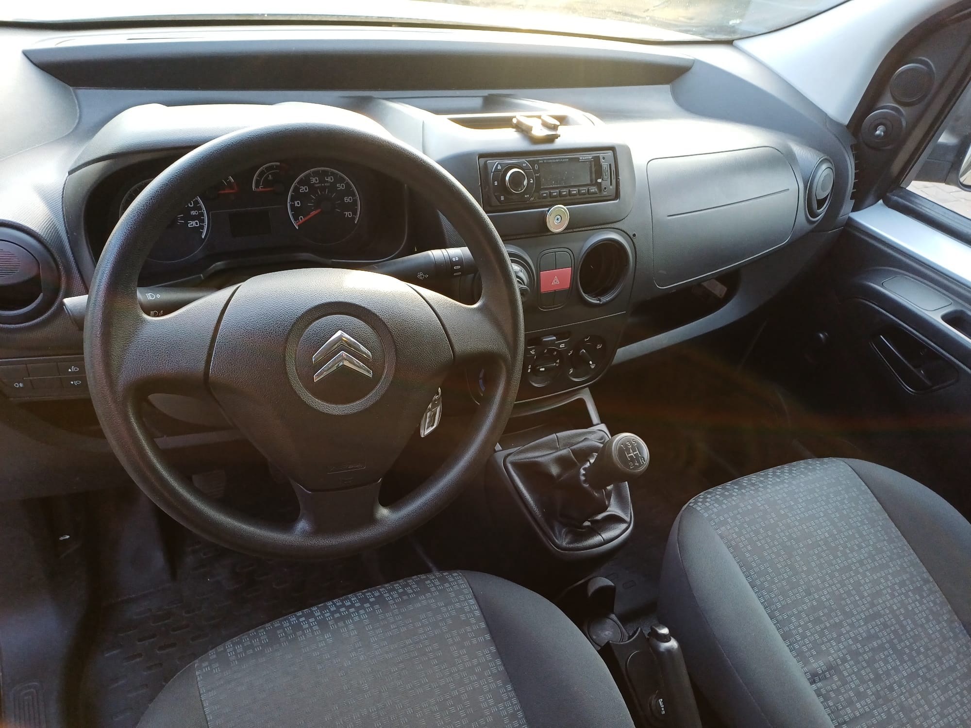 Citroen Nemo met Audio- / iPod-ingang