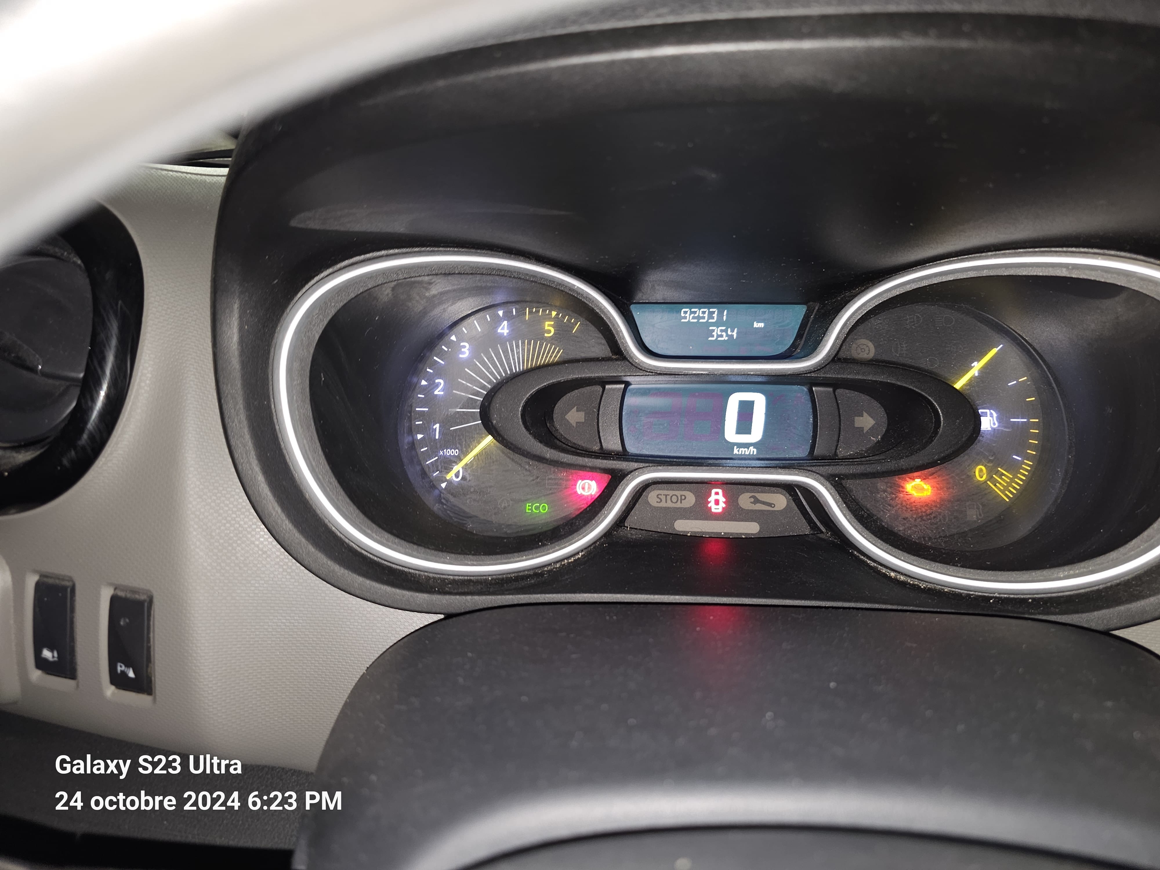 Nissan NV300 Climatisation - 13eme avec Audio Bluetooth