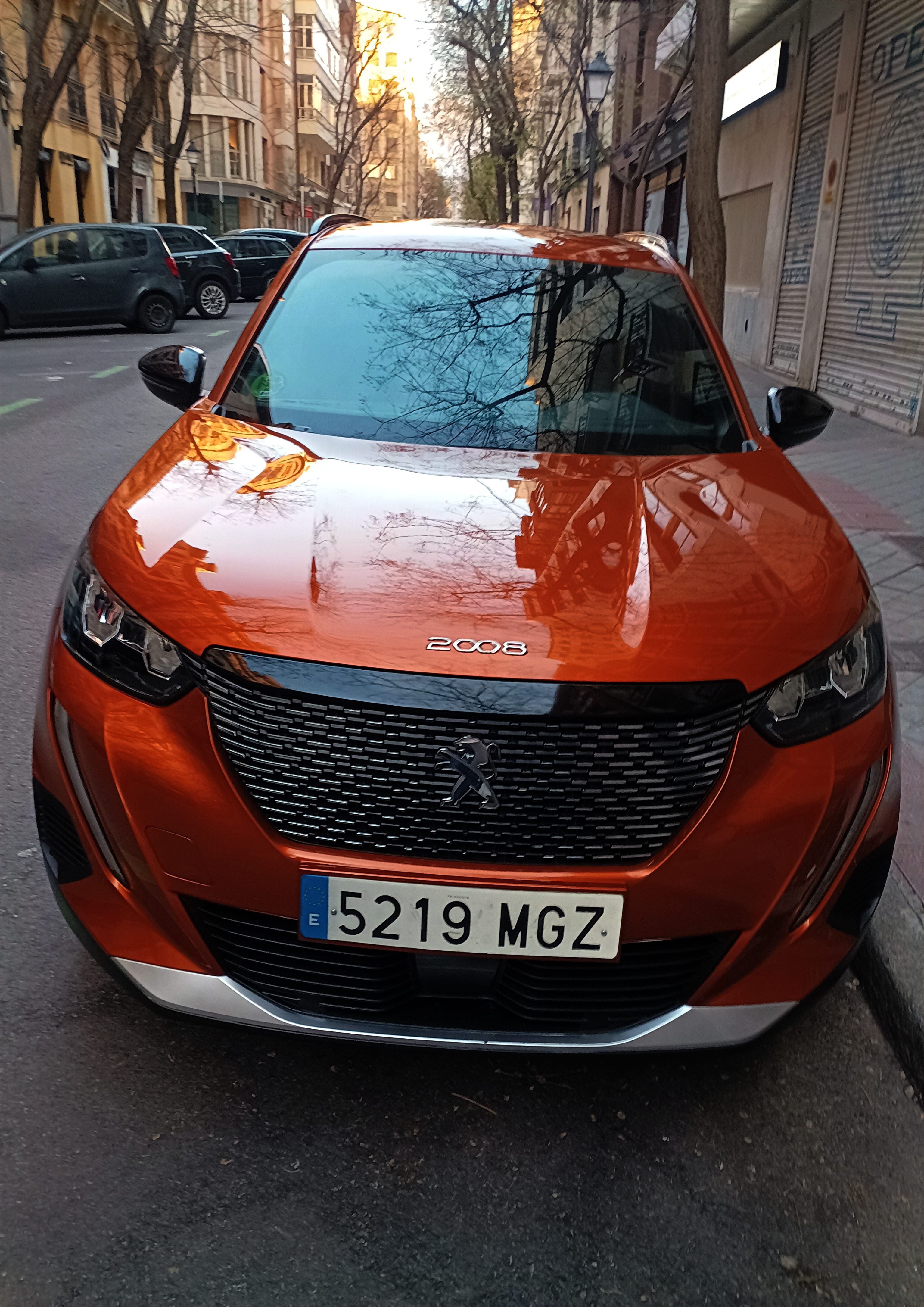 Peugeot 2008 1.2 allure con Android Auto