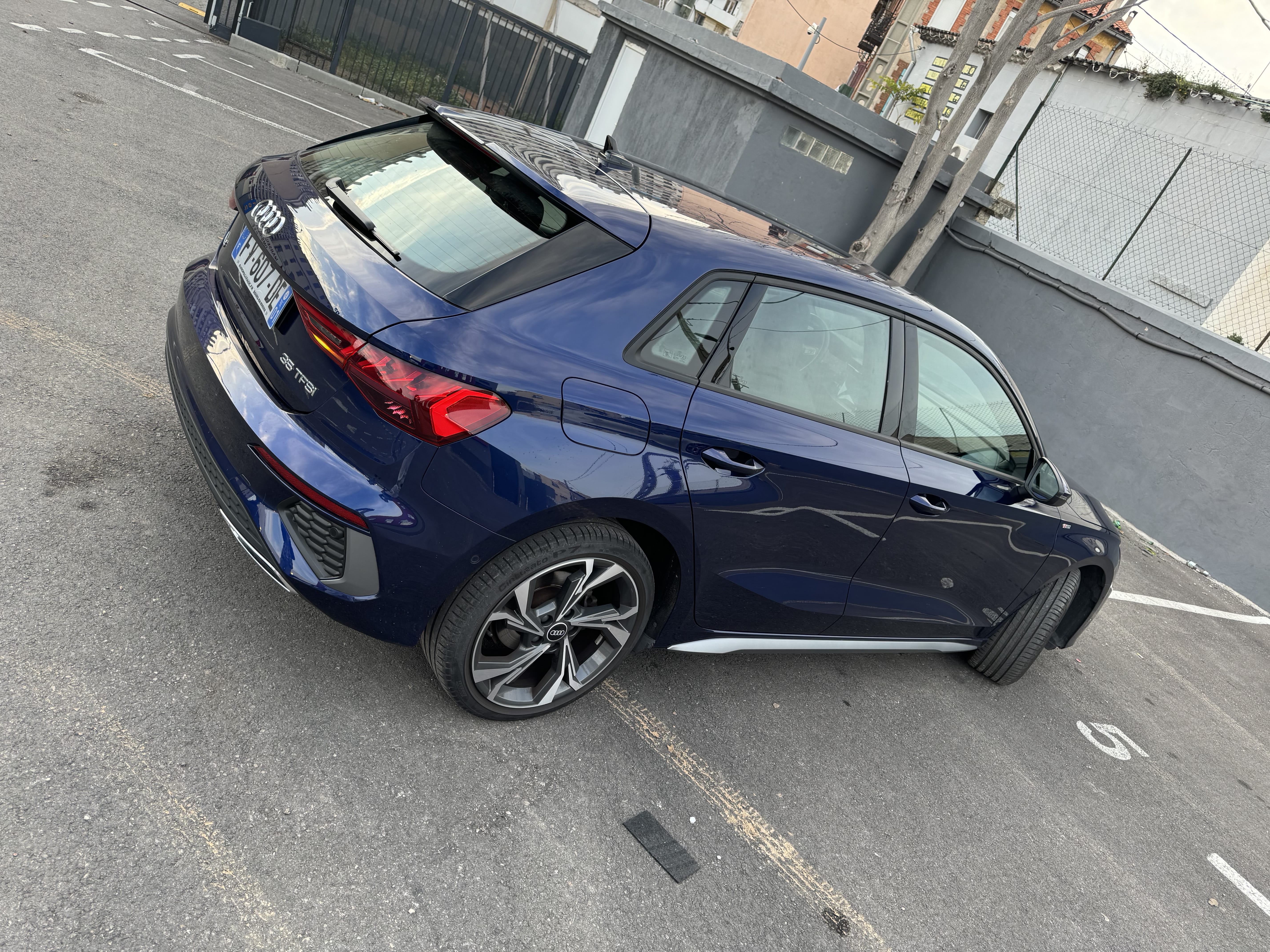 Audi A3 Sportback 35 tfsi avec Climatisation