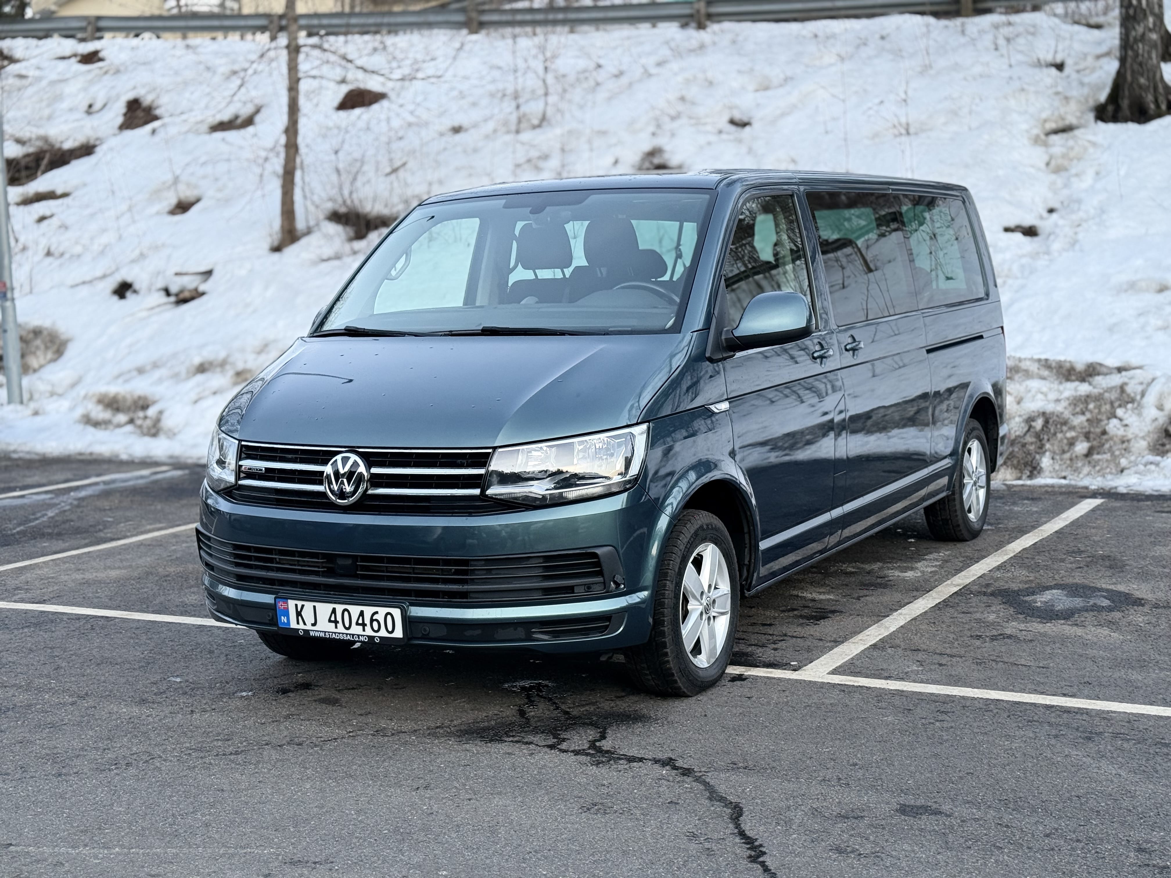 Volkswagen Caravelle, 2018, Diesel, automatic, 9 seats and above