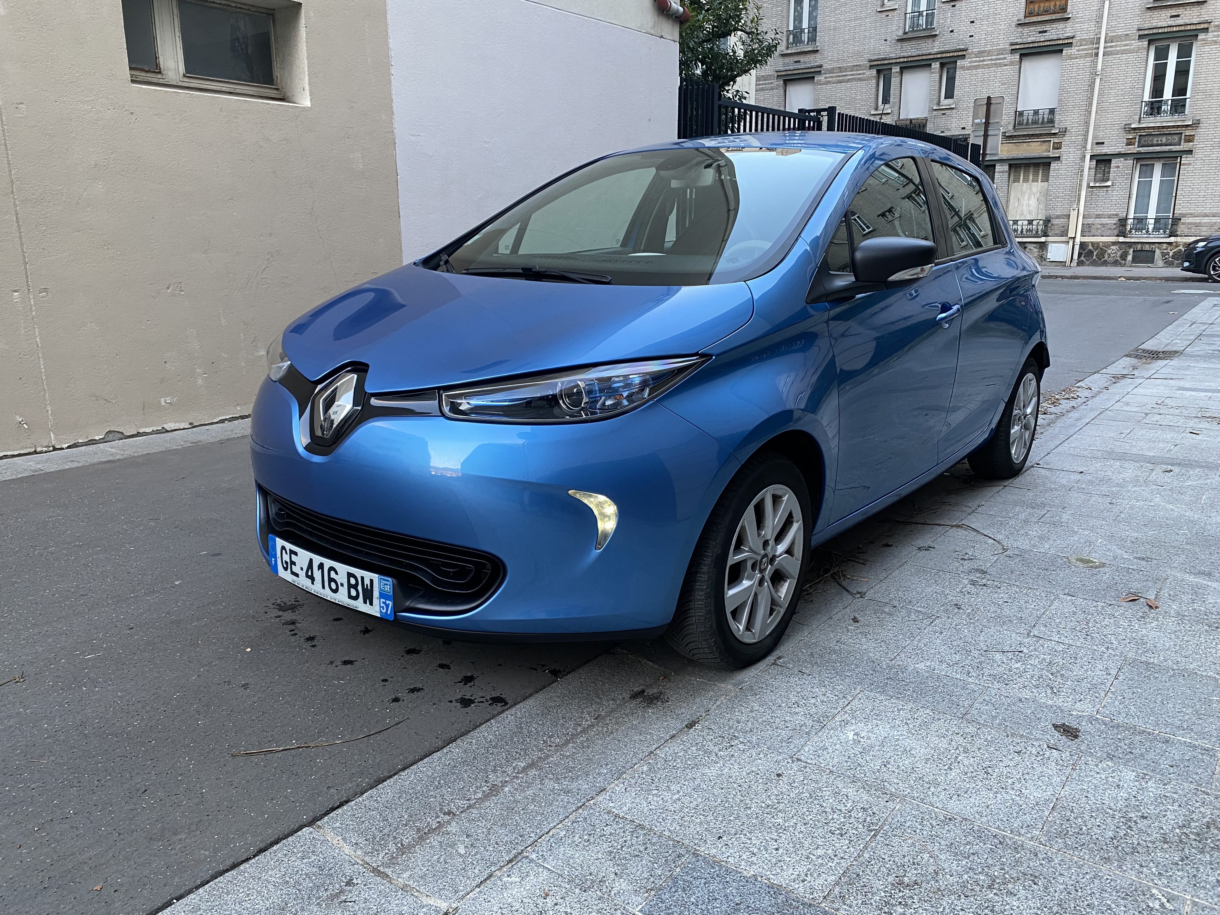 Renault ZOE Zen – Autonomie Urbaine 41 kW – 100 % électrique, stationnement gratuit, 2019, Électrique, automatique