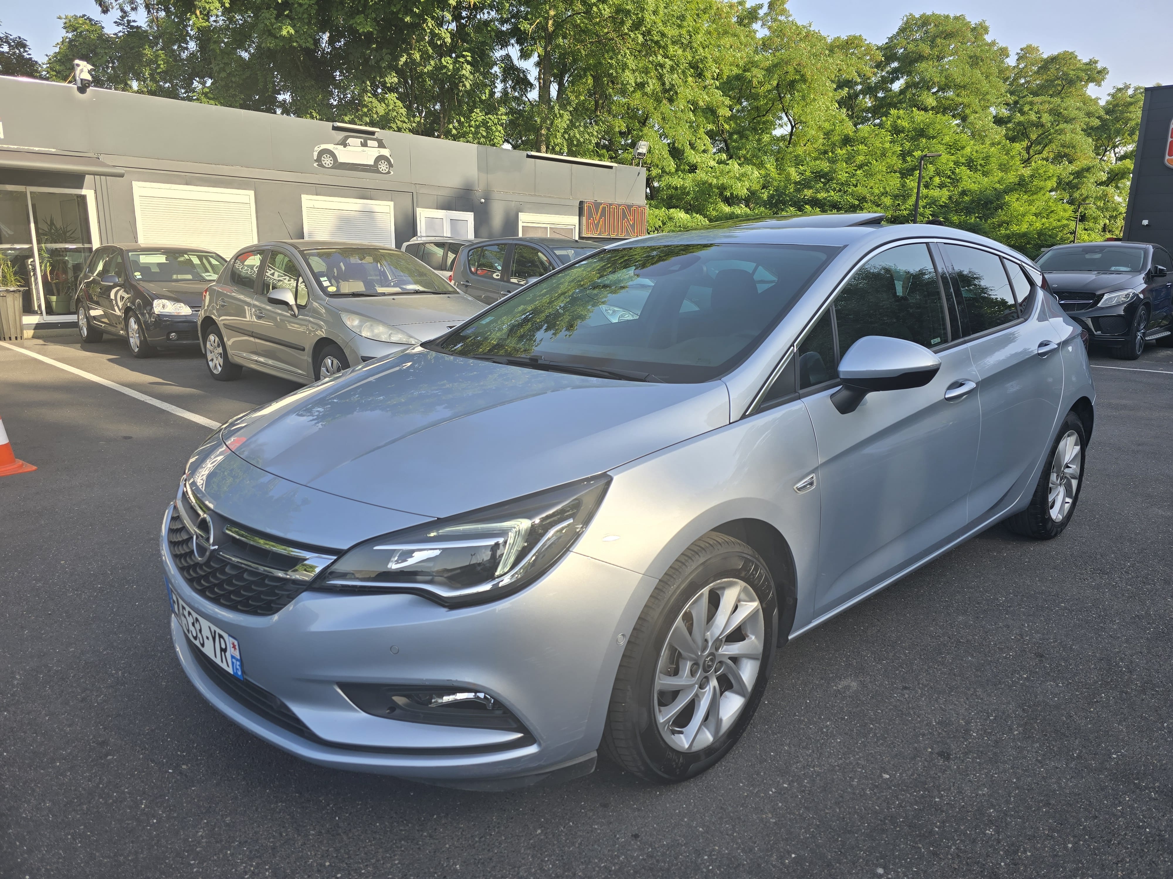 Opel Astra, 2017, Essence 95, automatique
