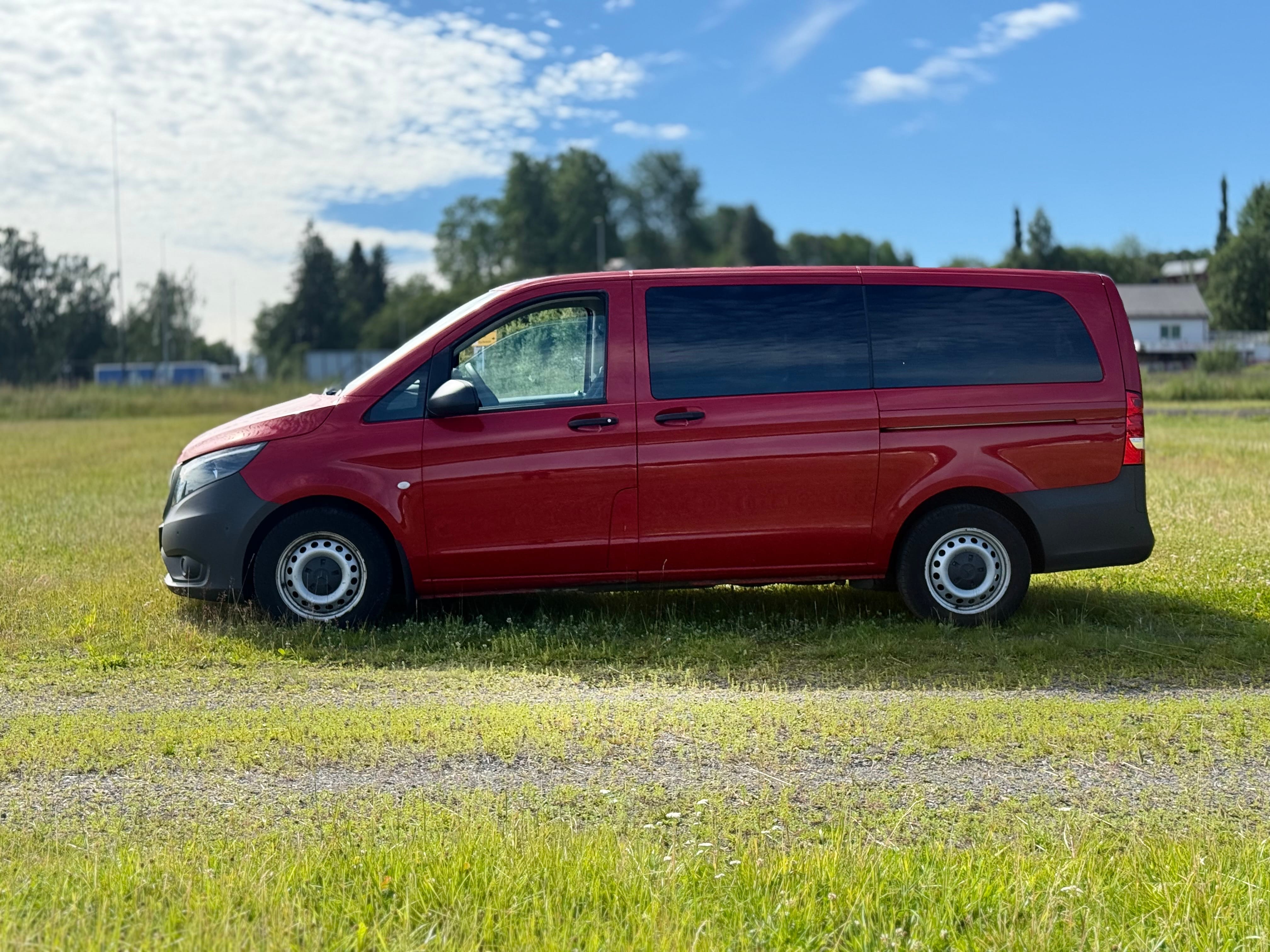Mercedes-Benz Vito Tourer 8 seter Automat gir med Aircondition