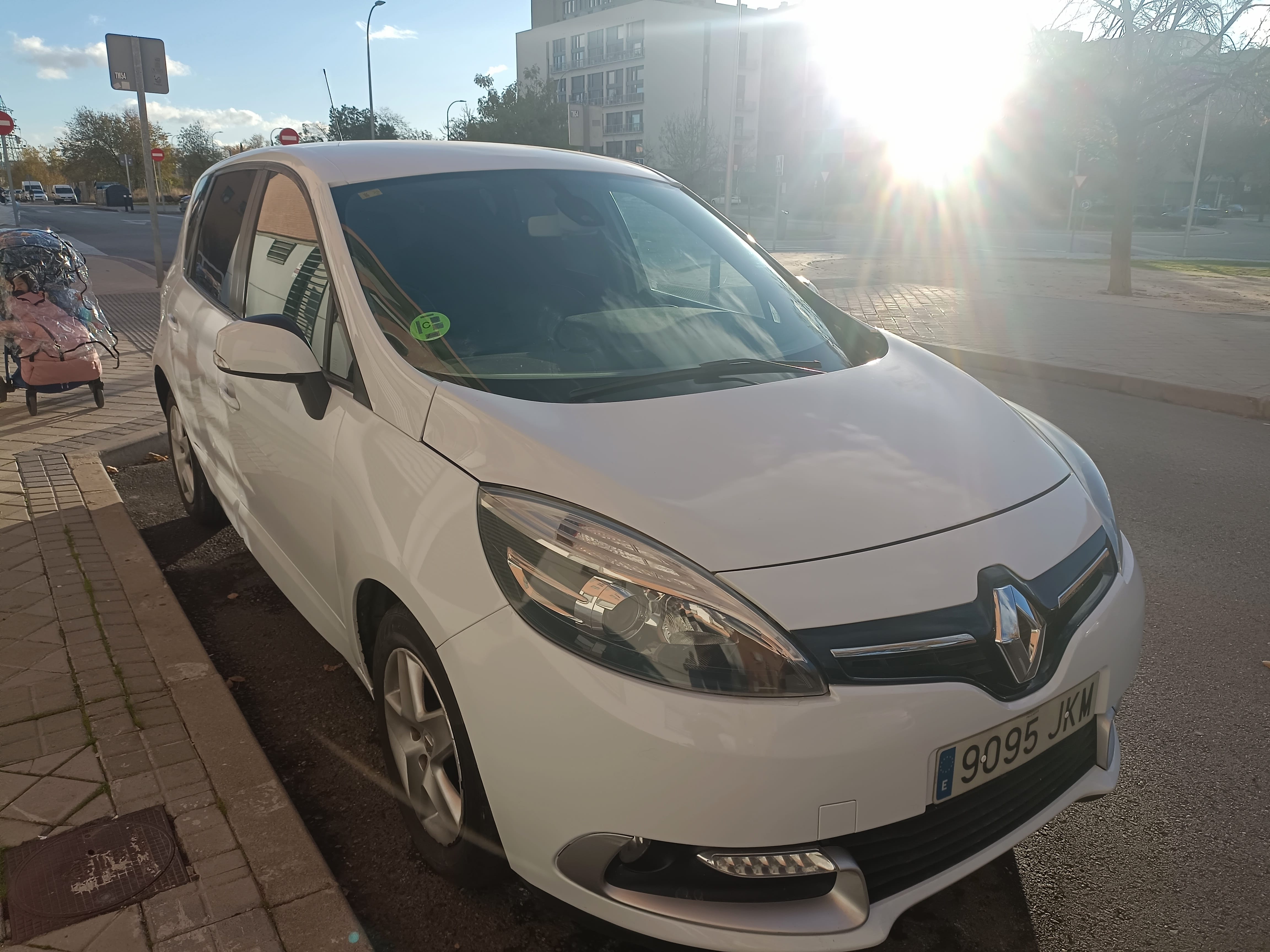 Renault Scenic, 2015, Gasolina 95