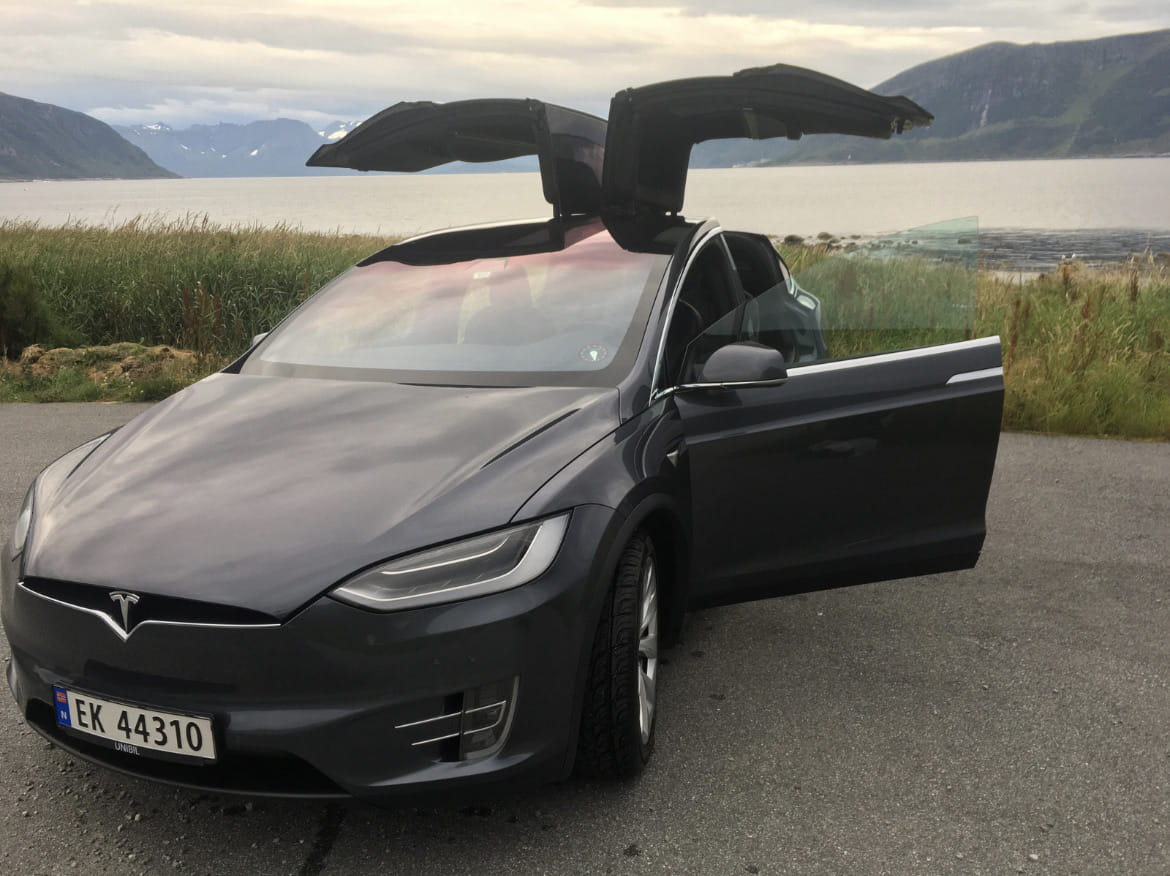 Tesla Model X med Aircondition