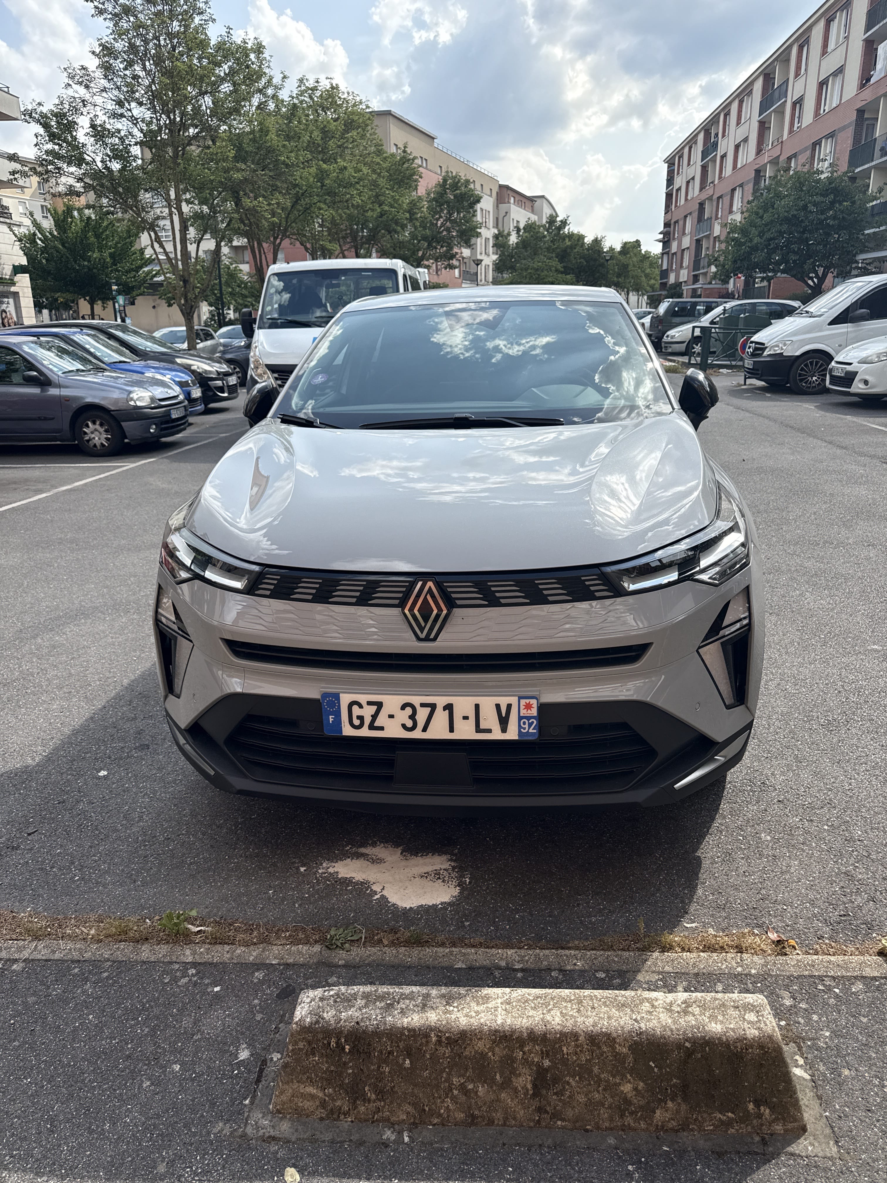 Renault Symbioz E-Tech full hybrid avec Apple CarPlay