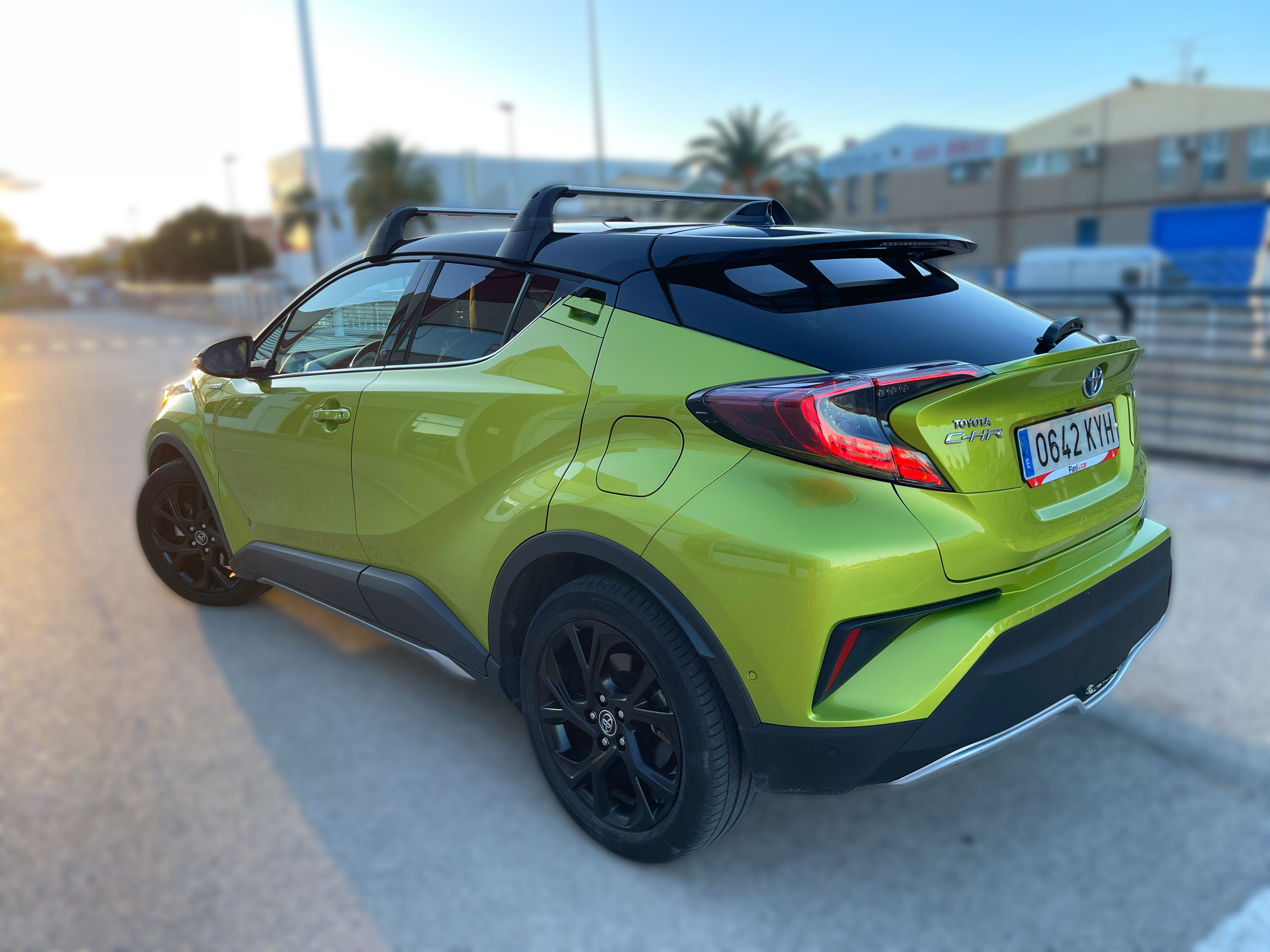 Toyota C-HR Hybrid 1.8 JBL Limited Edition med GPS
