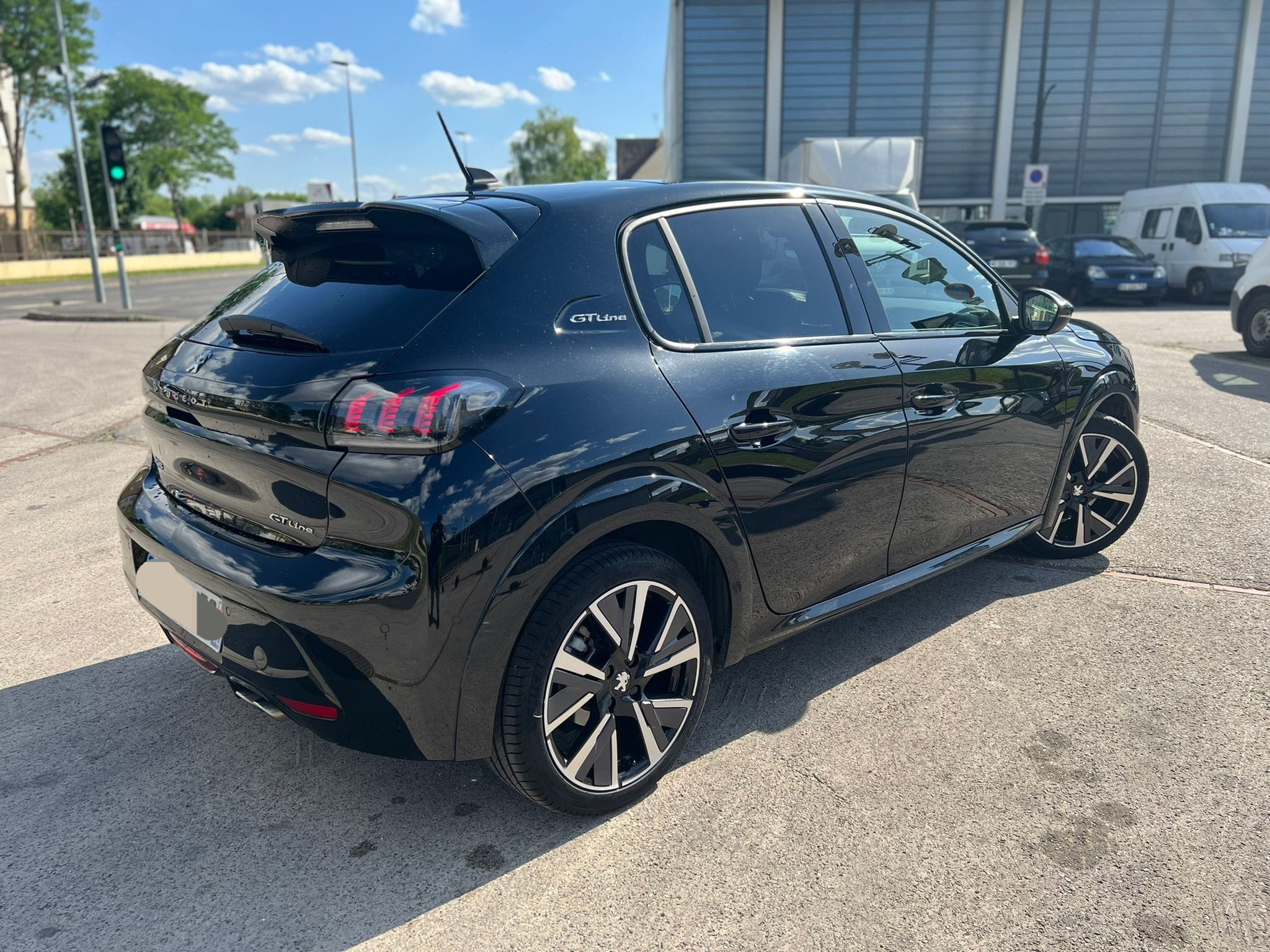 Peugeot 208 Gt-line 130cv, 2020, Essence 95, automatique