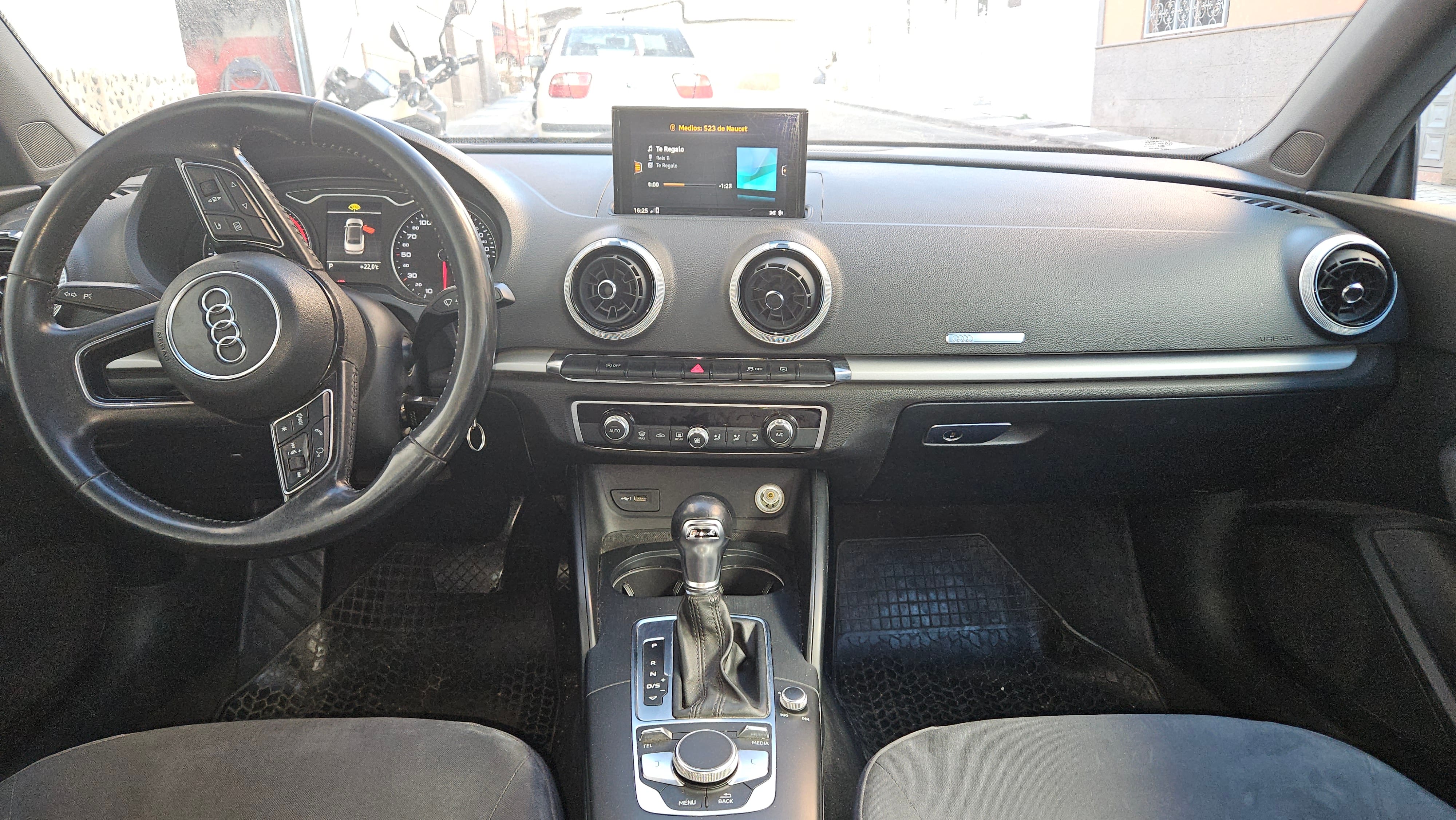 Audi A3 Cabriolet con Audio Bluetooth