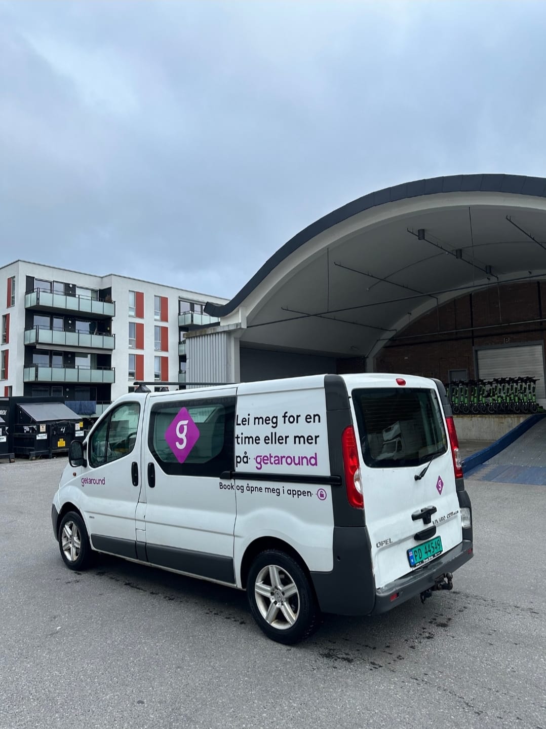 Opel Vivaro med Vinterdekk