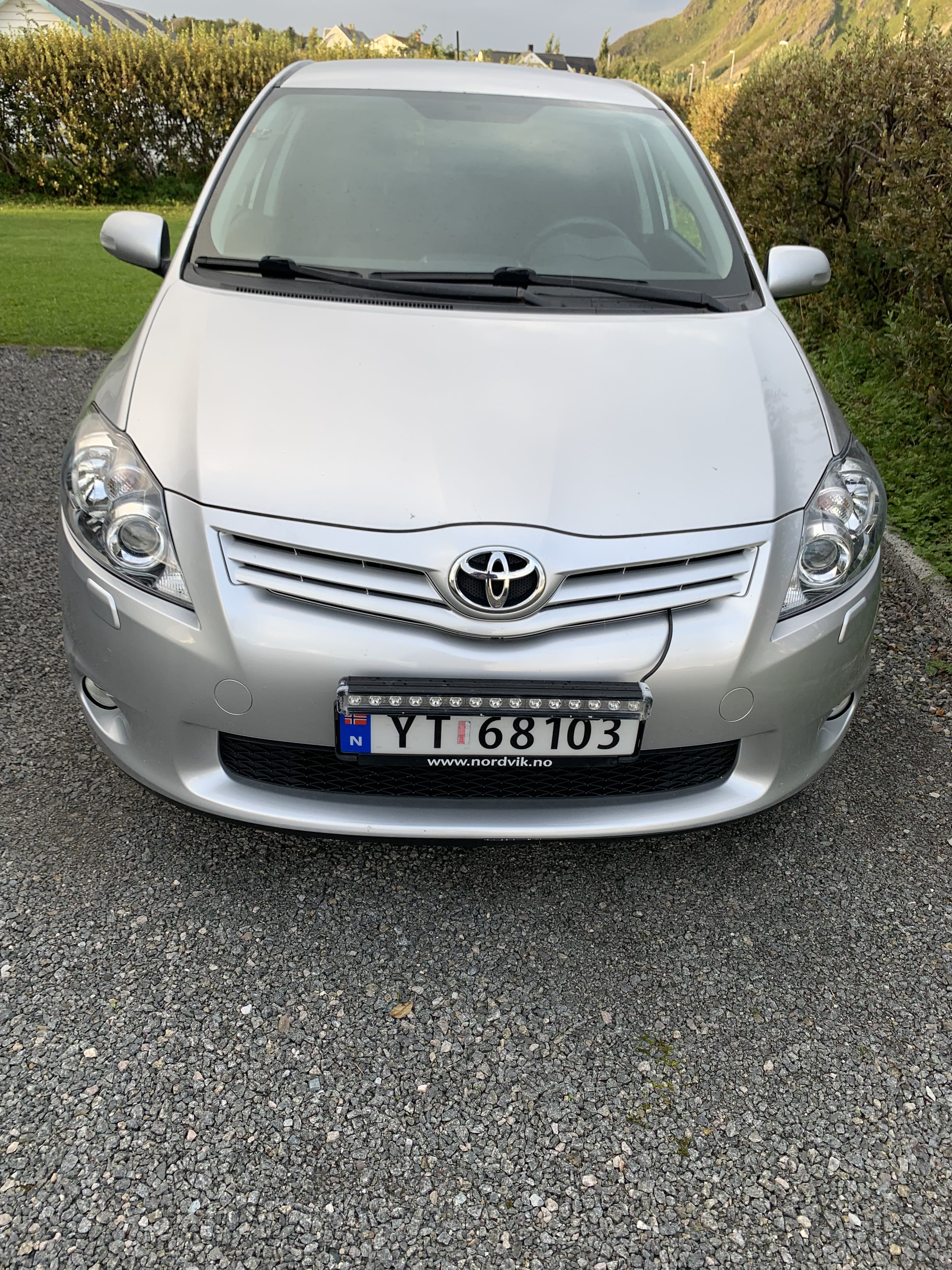 Toyota Auris with Bluetooth audio
