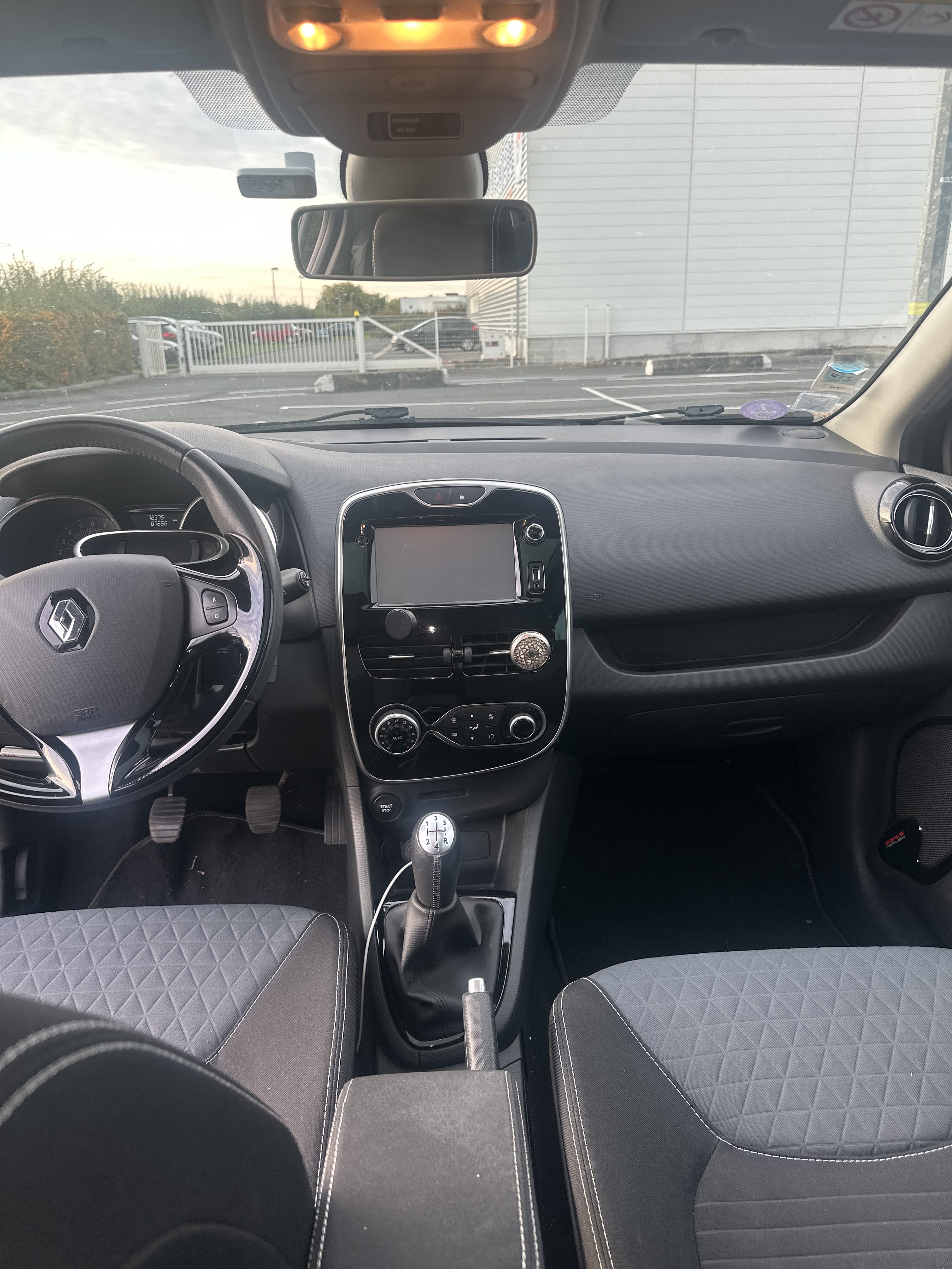 Renault Clio avec Climatisation