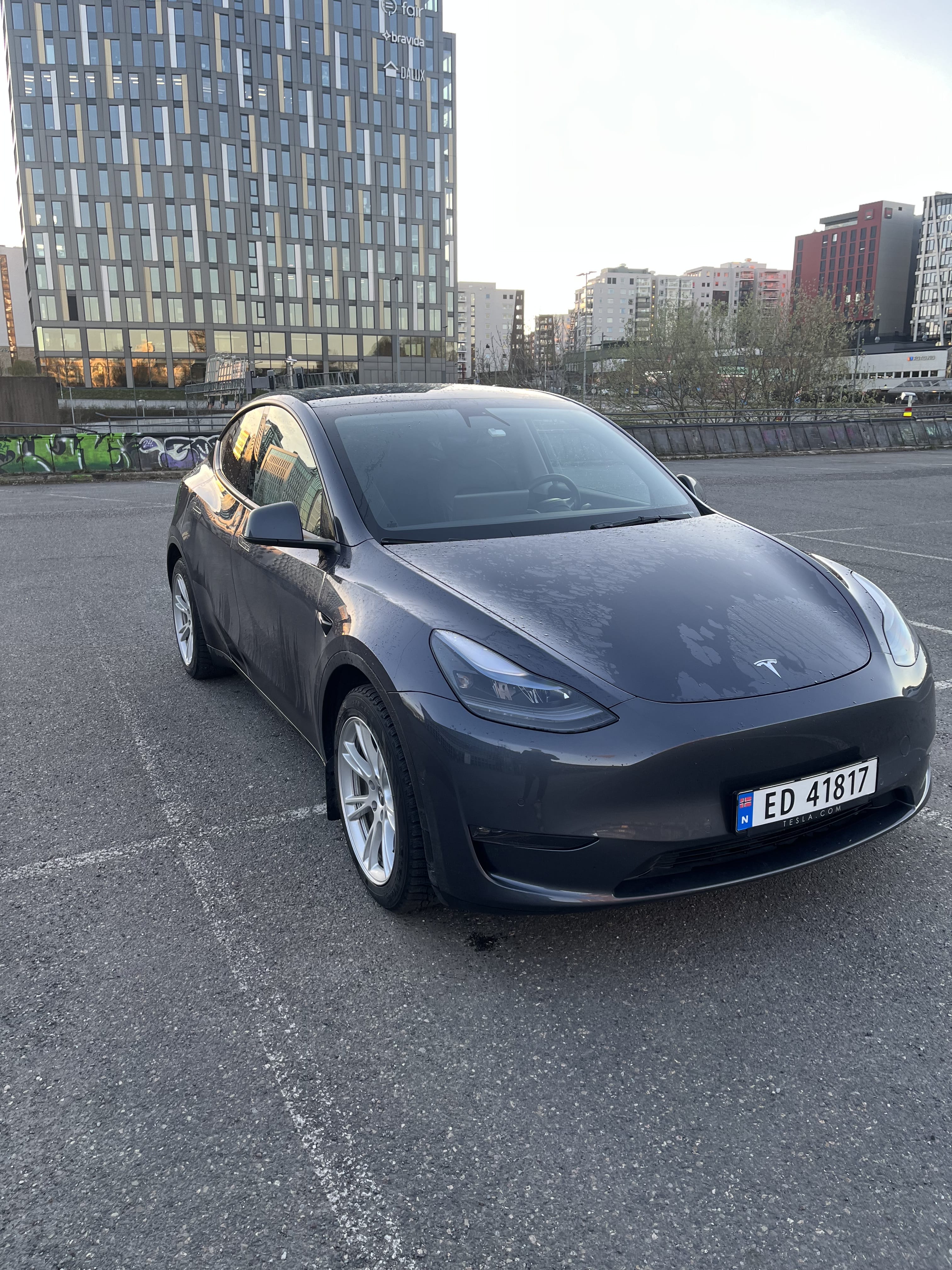 Tesla Model Y Long Range with Air conditioning