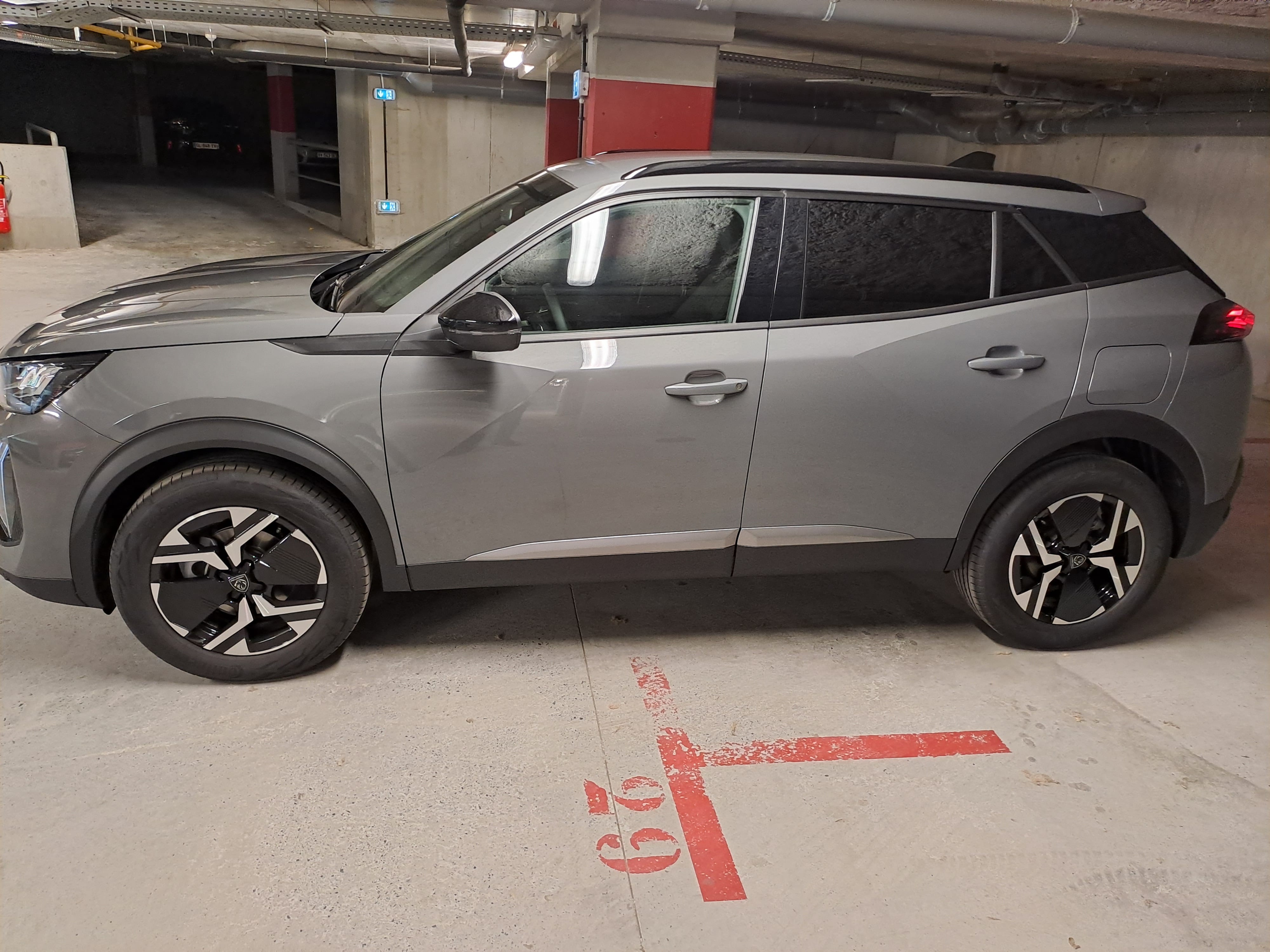 Peugeot 2008 Essence avec Climatisation