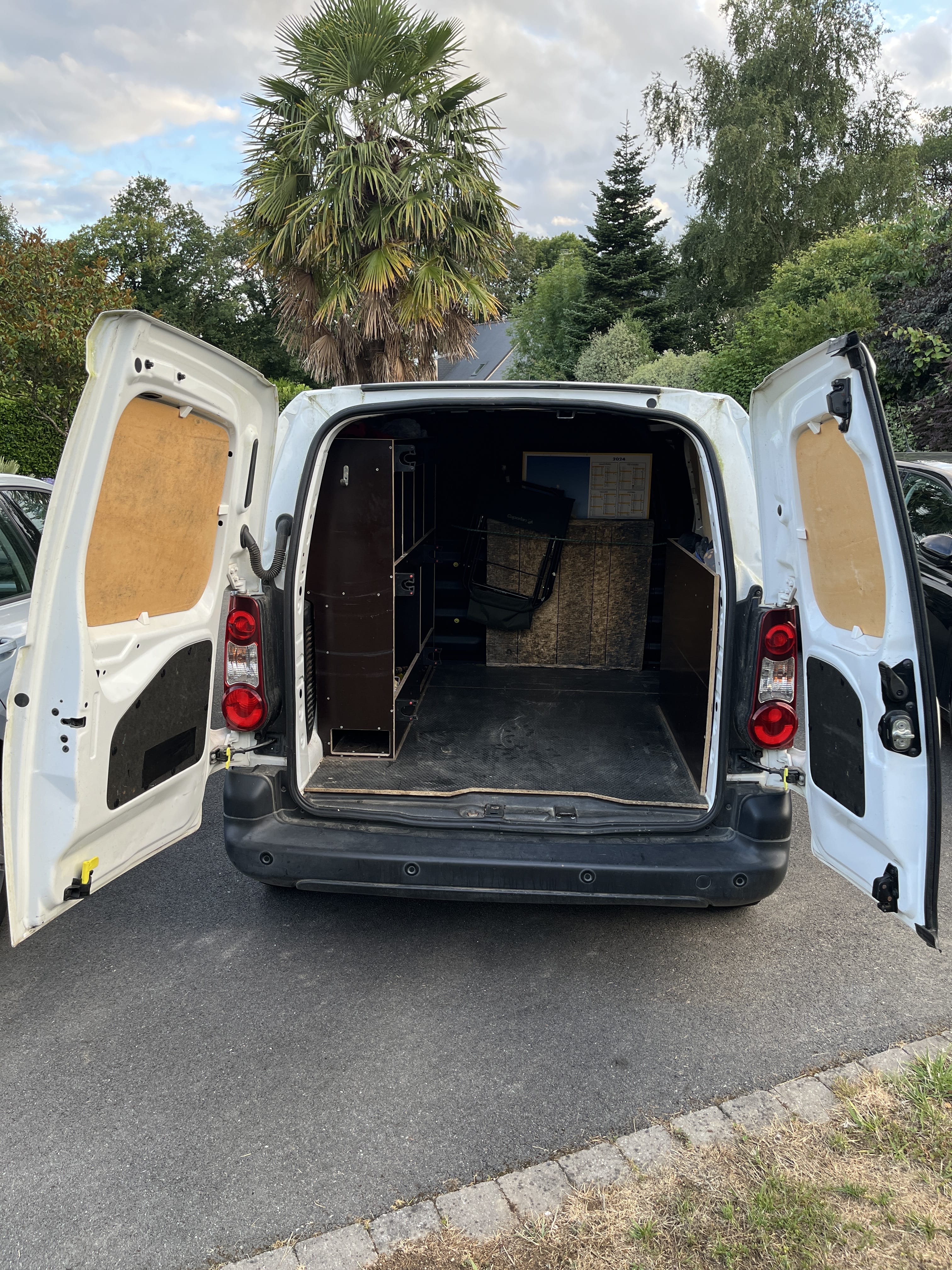 Citroen Berlingo avec Entrée audio / iPod
