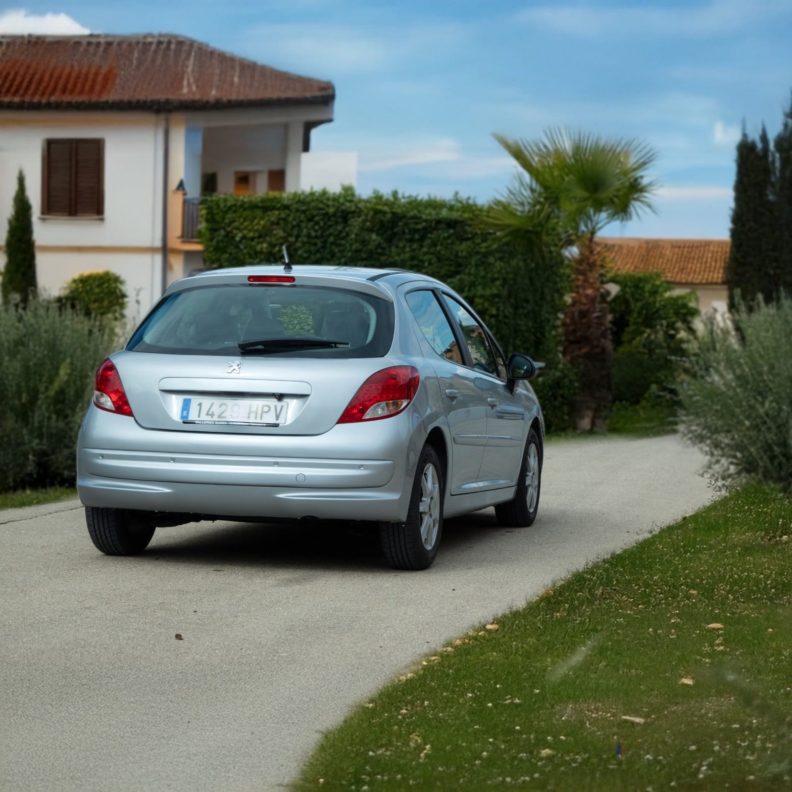 Peugeot 207+ con Dashcam