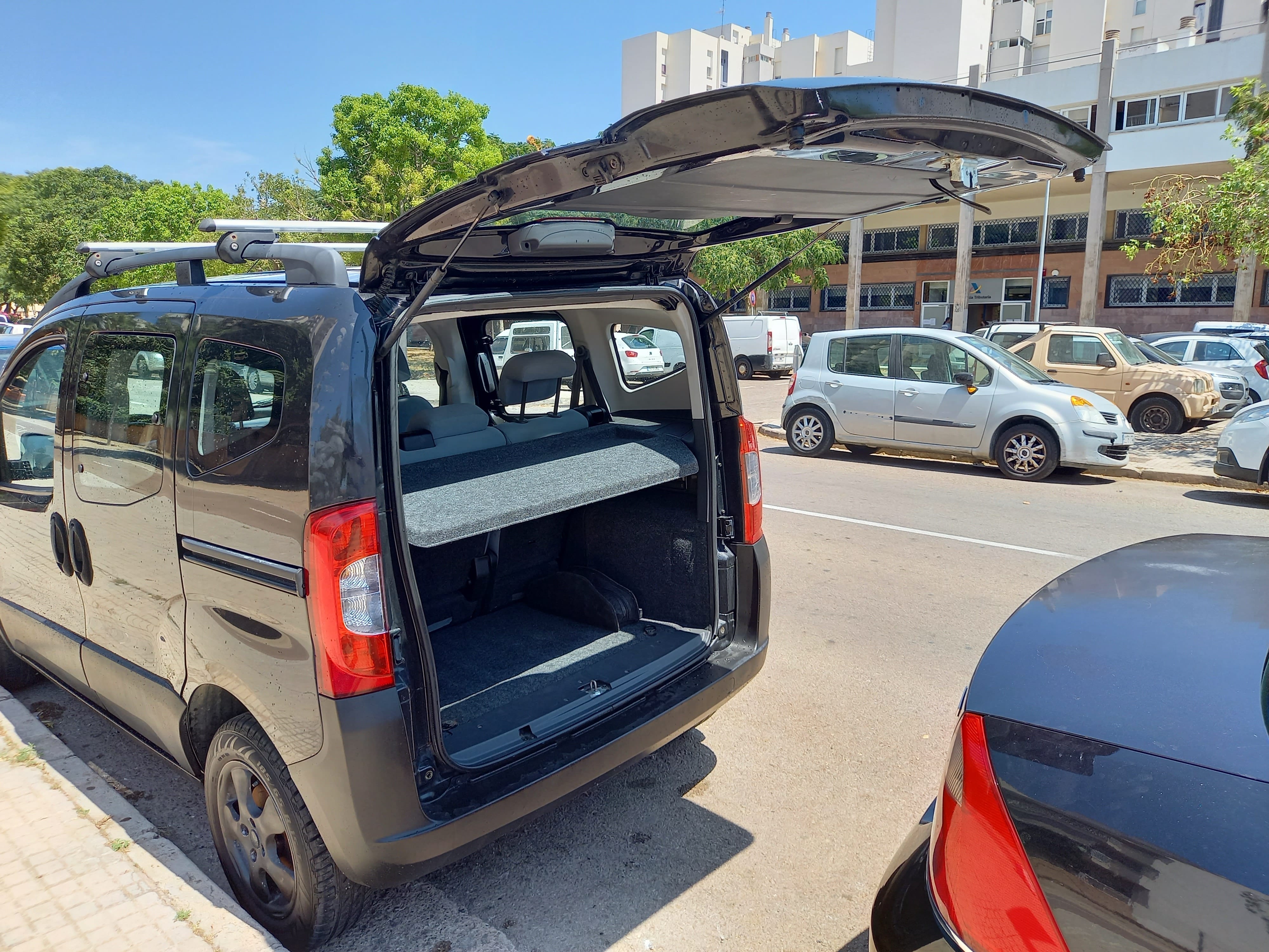 Peugeot Bipper Tepee Servicio aeropuerto gratis