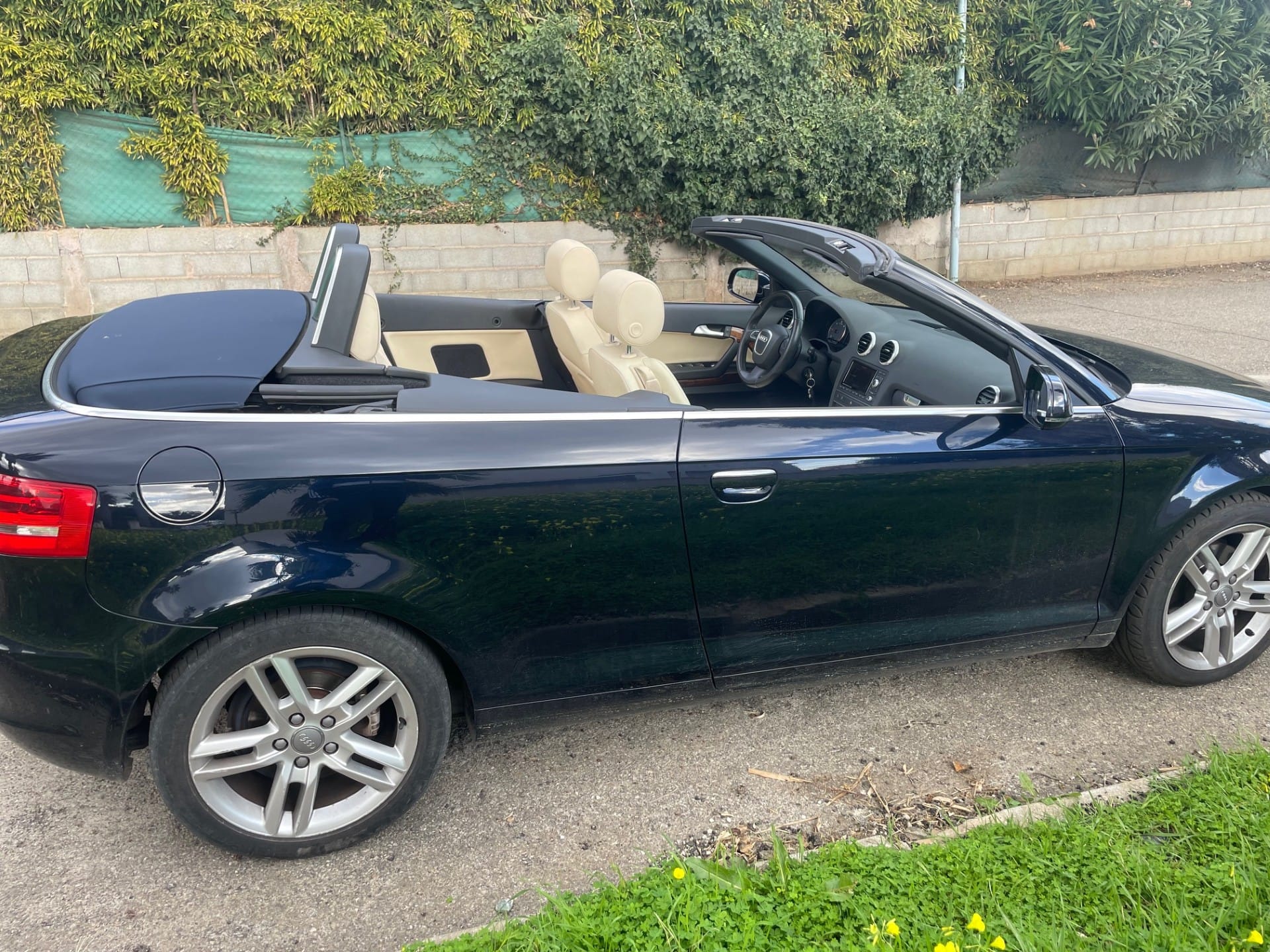 Audi A3 Cabriolet 2.0 DIESEL avec Siège bébé