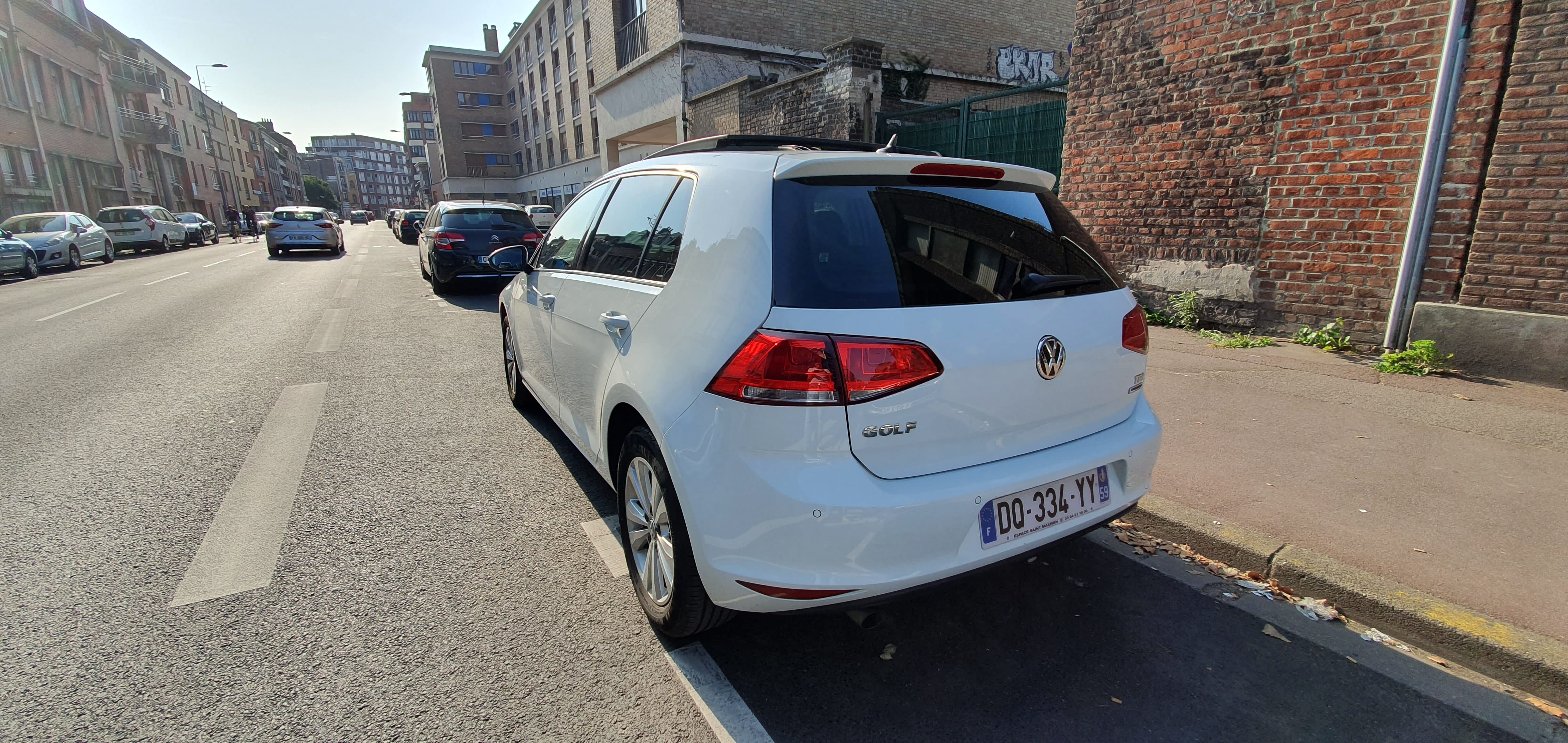 Volkswagen Golf avec GPS