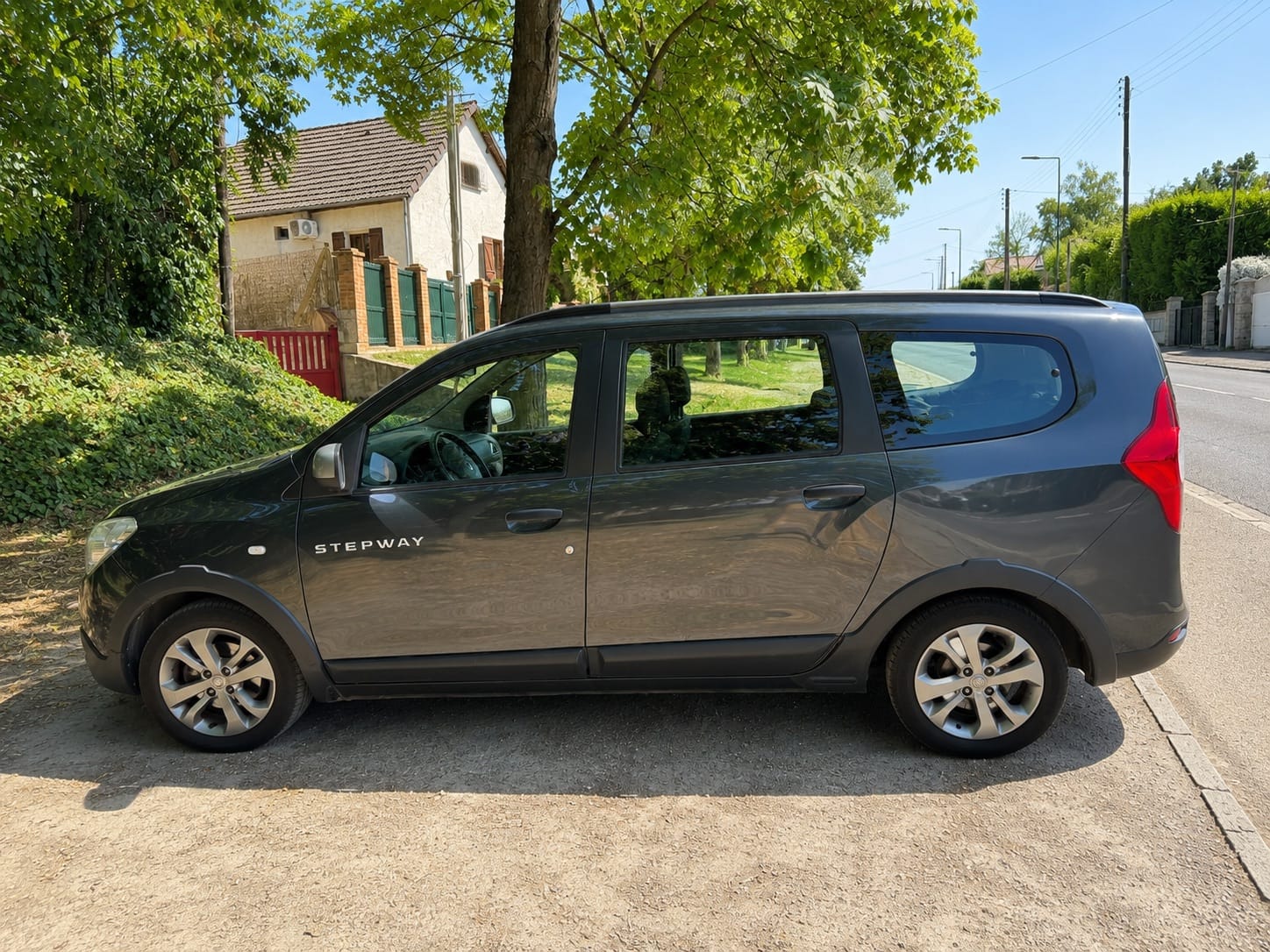 Dacia Lodgy avec Climatisation